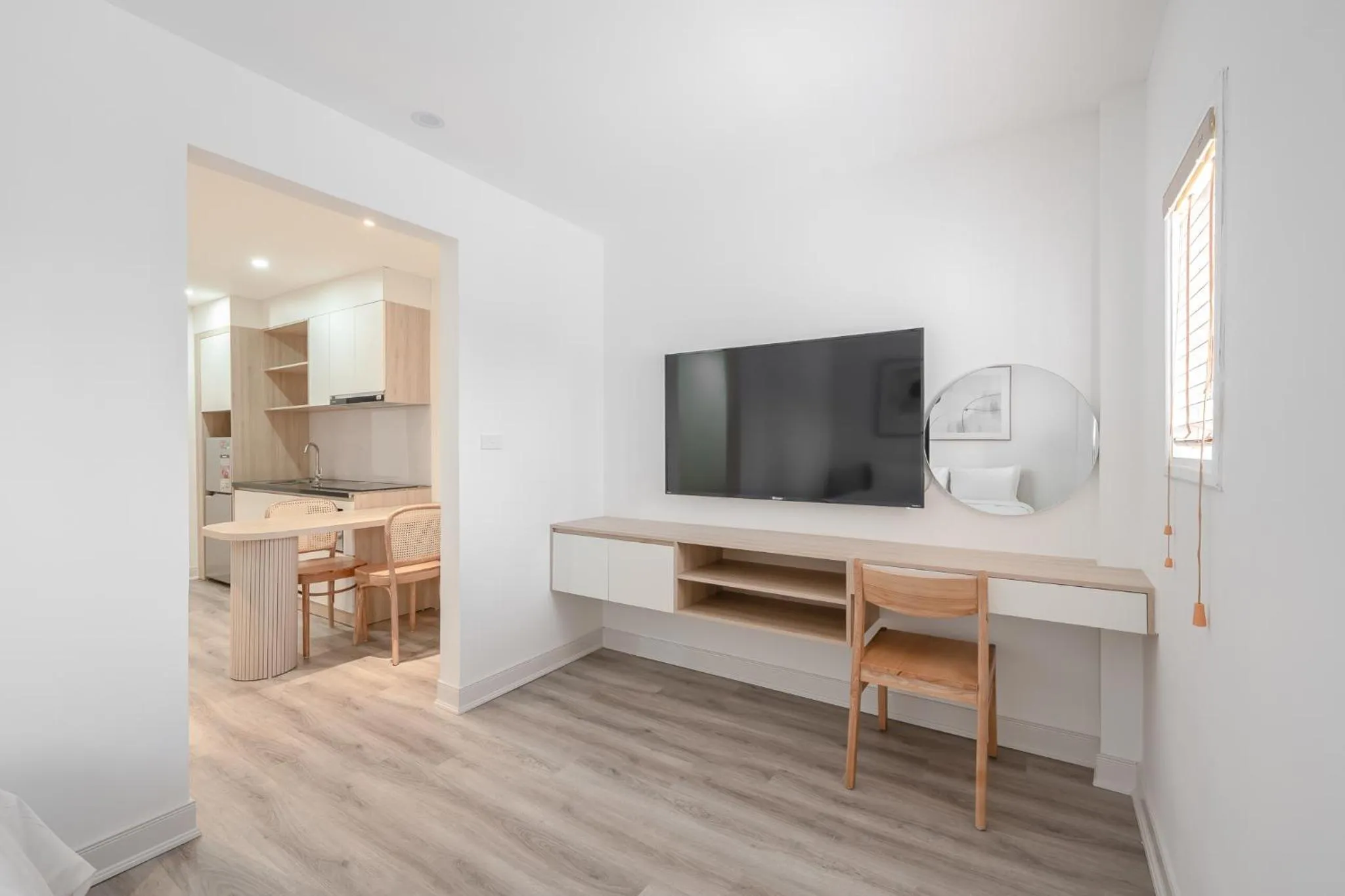 TV and multimedia in Dom's Residence Hanoi