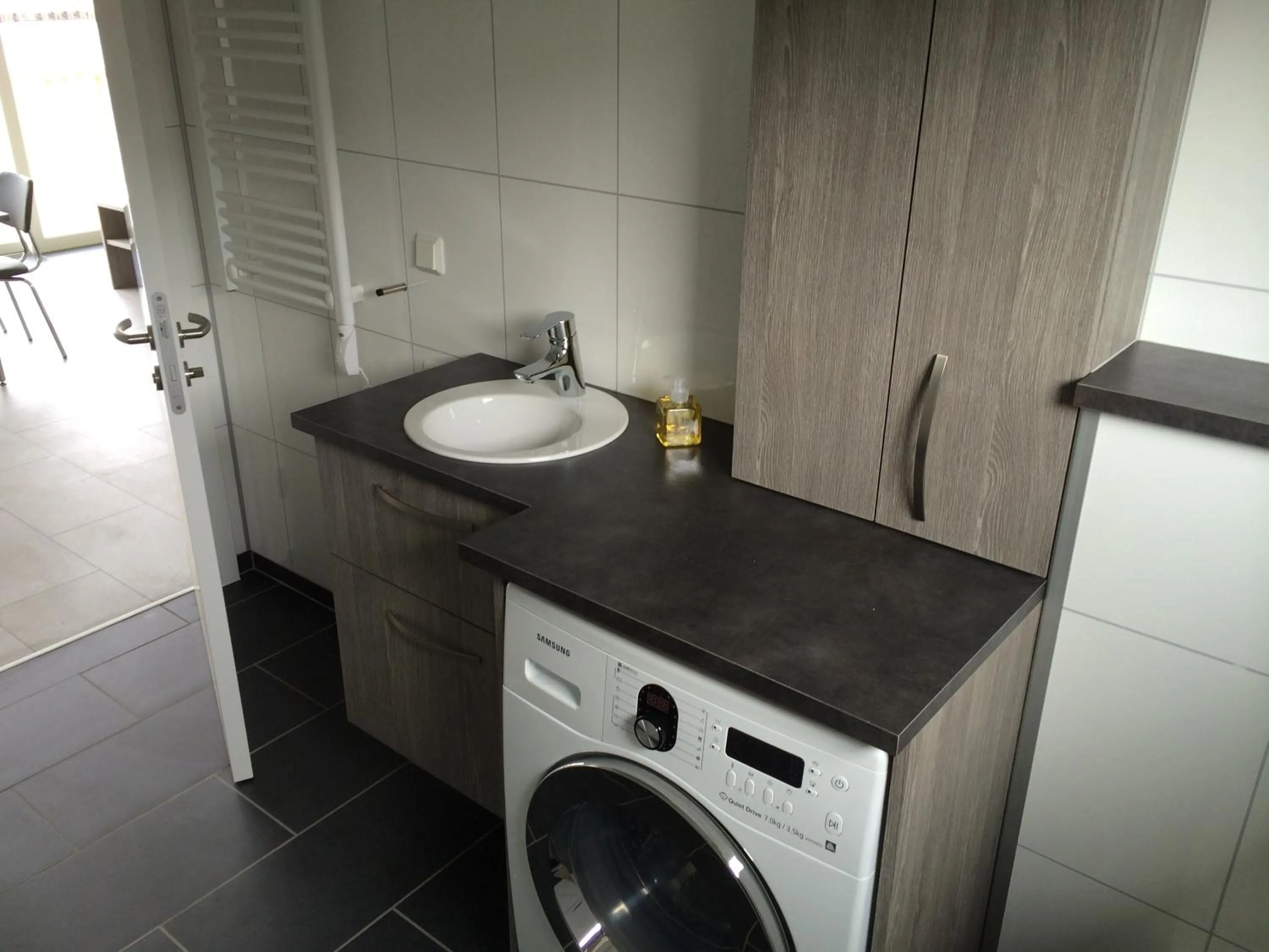Bathroom in Framtid Apartments and Holiday Homes