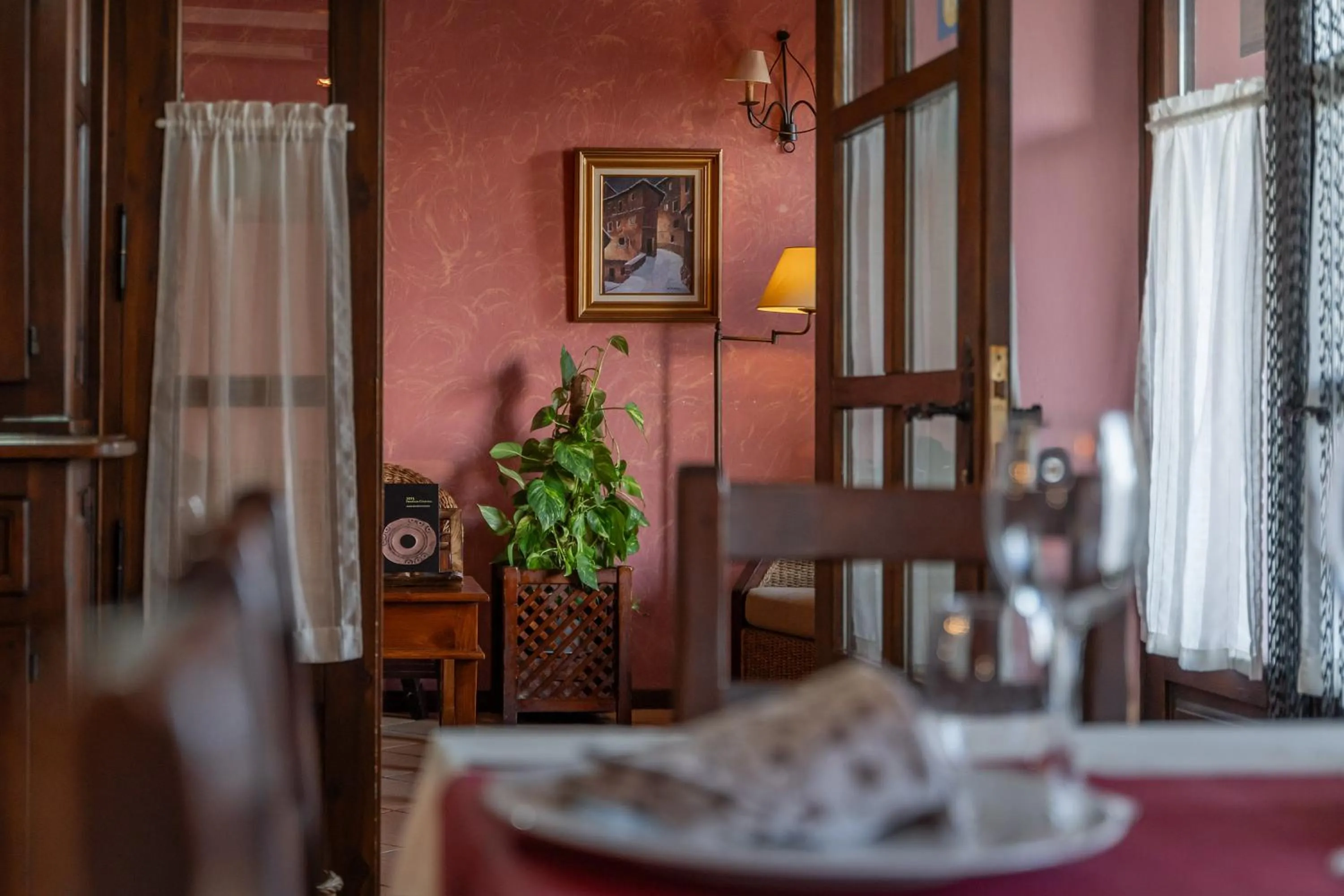 Hotel - Restaurante Prado Del Navazo