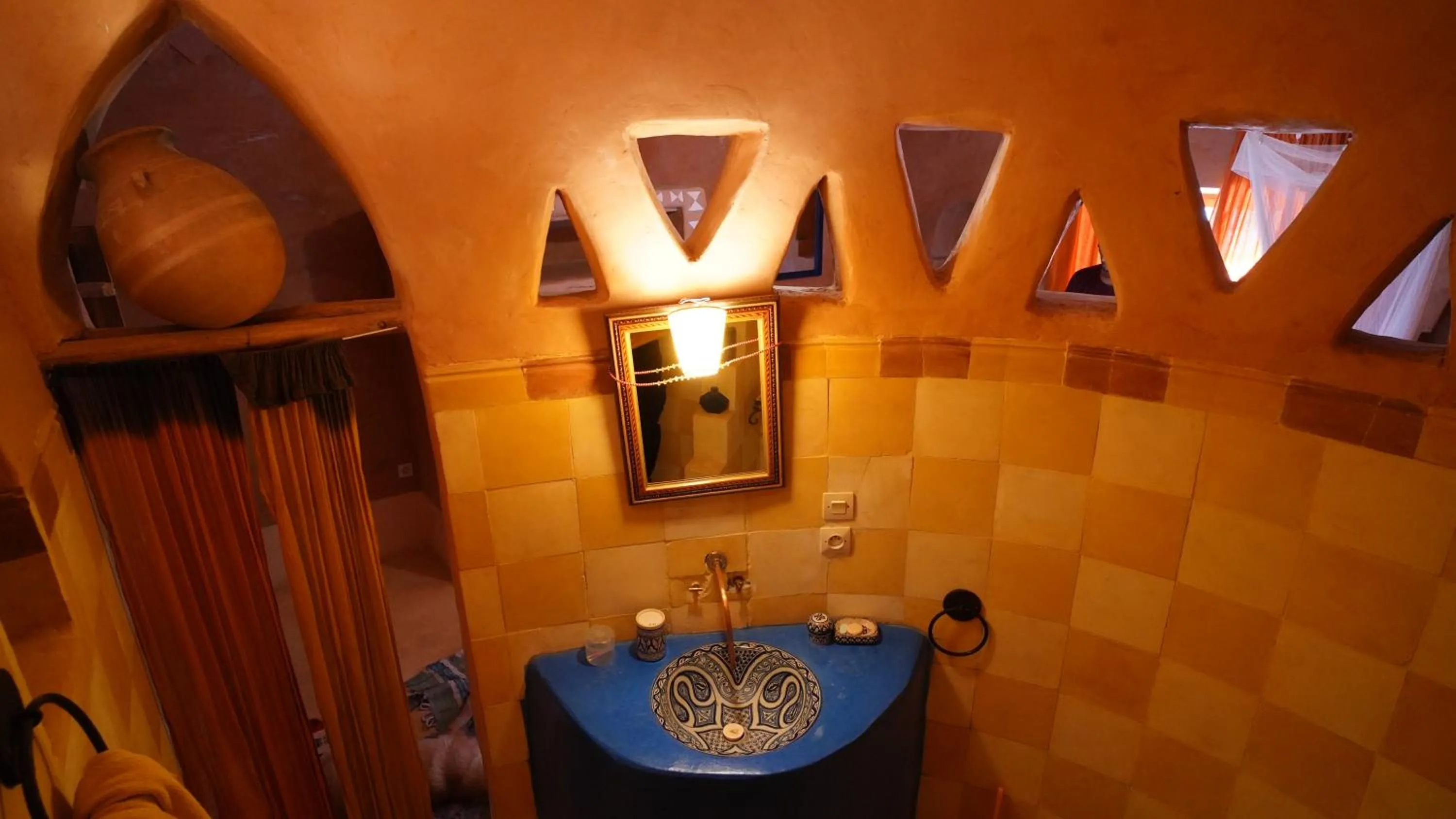 Lobby or reception in Kasbah Tigmi El Janoub