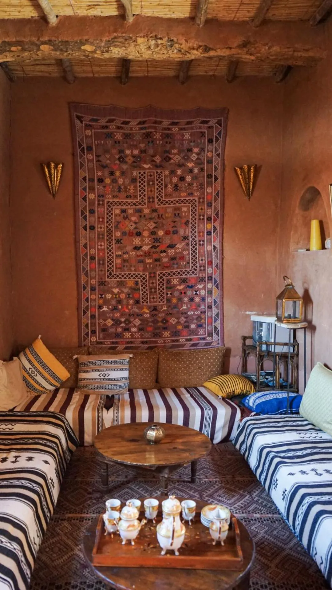 Living room, Bed in Kasbah Tigmi El Janoub