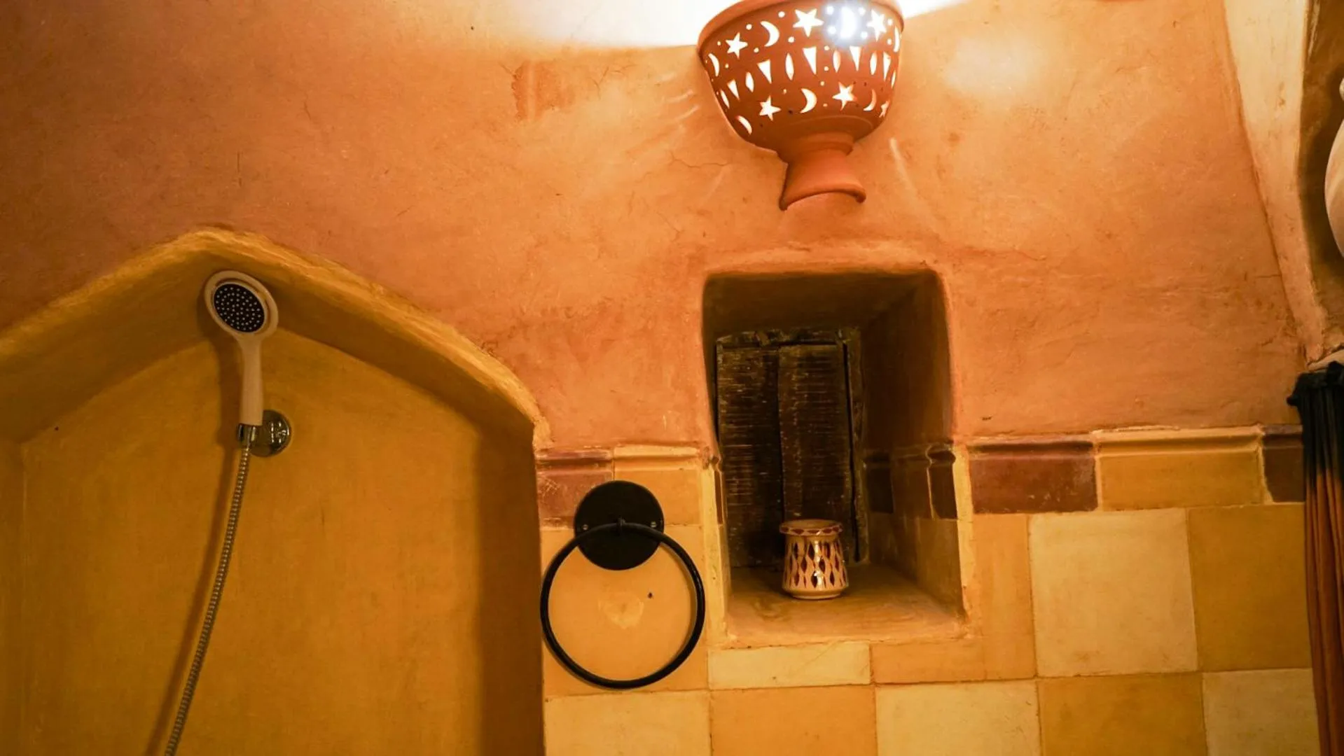 Kasbah Tigmi El Janoub