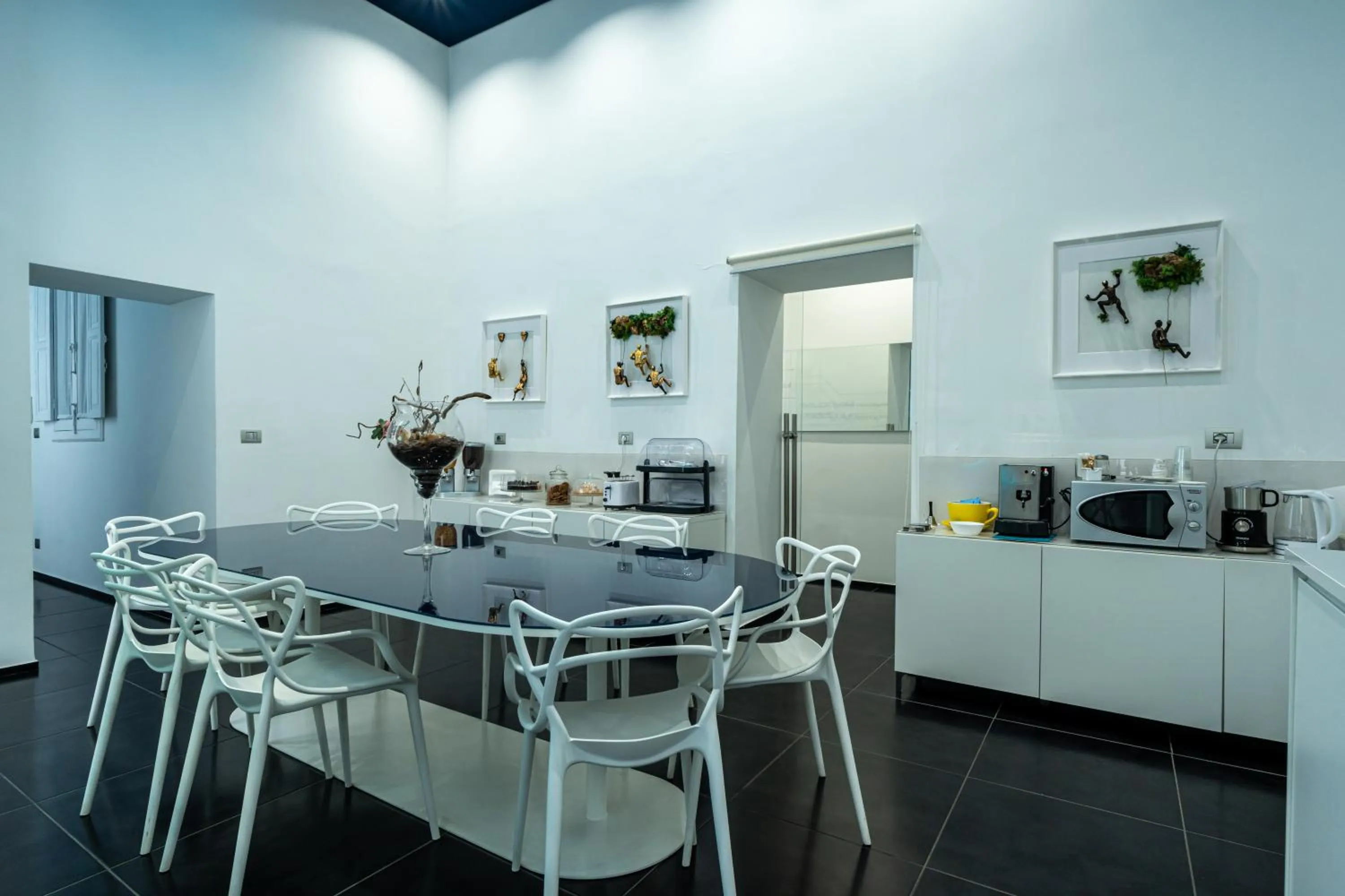 Breakfast in Skyhouse Chiatamone