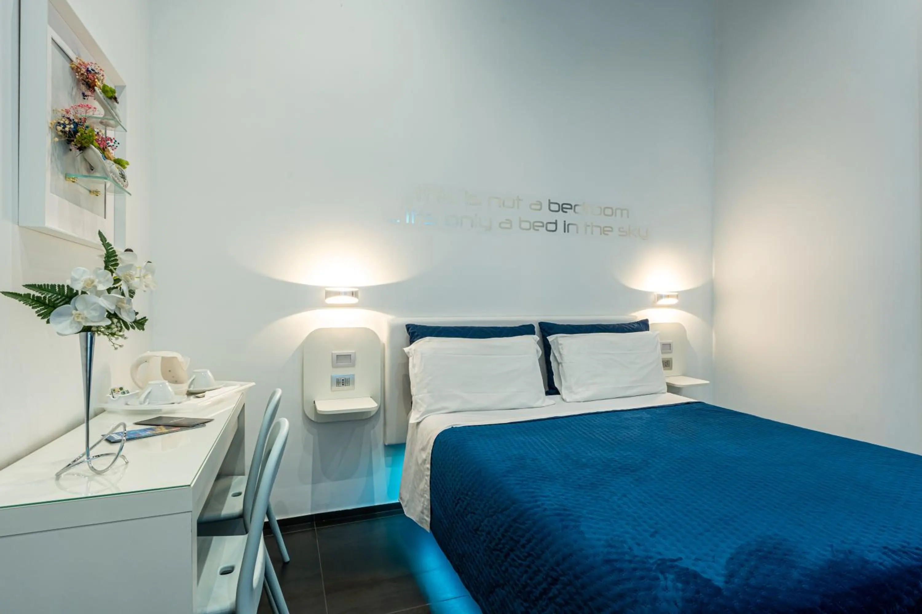 Bed in Skyhouse Chiatamone