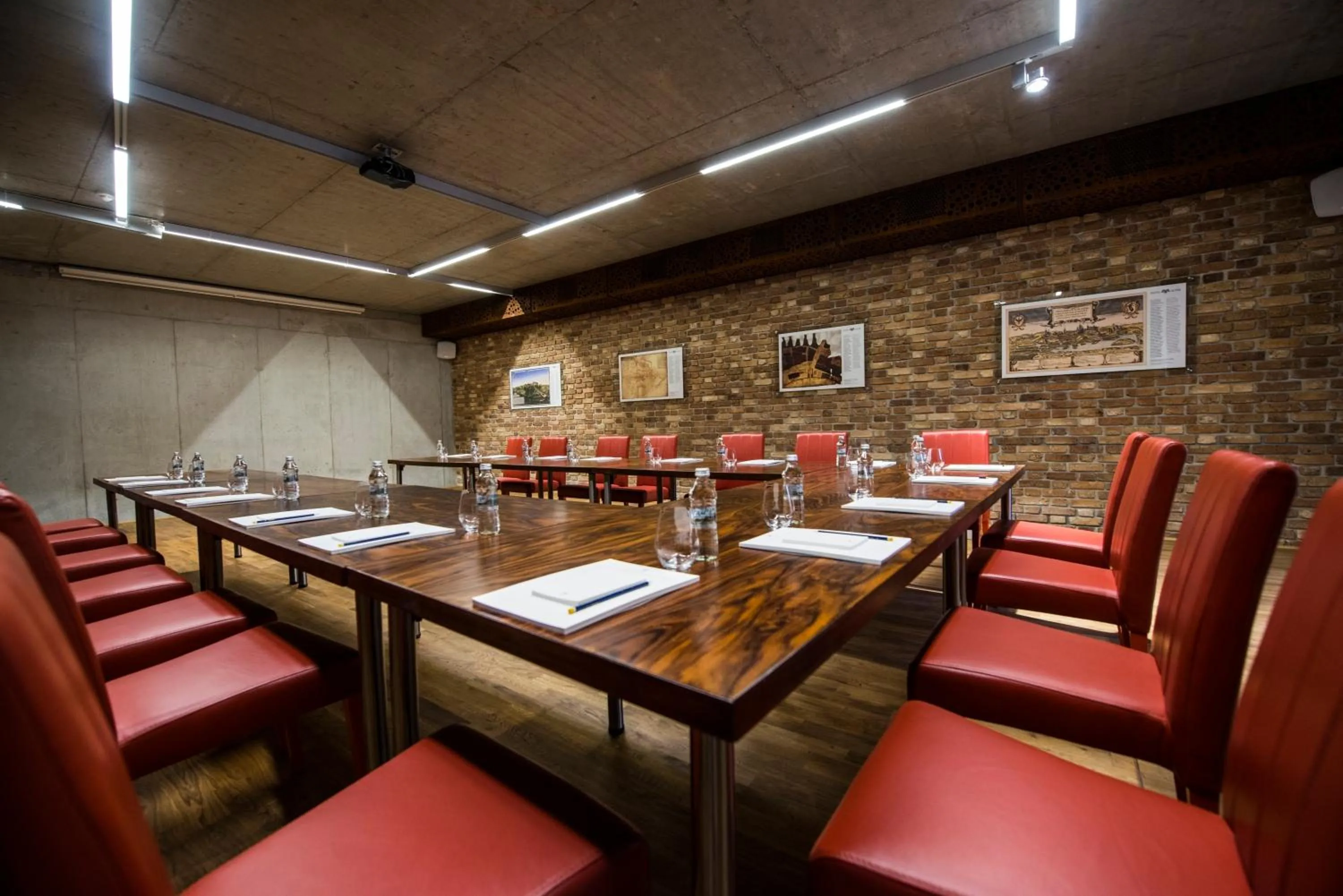 Business facilities in Hotel Alter