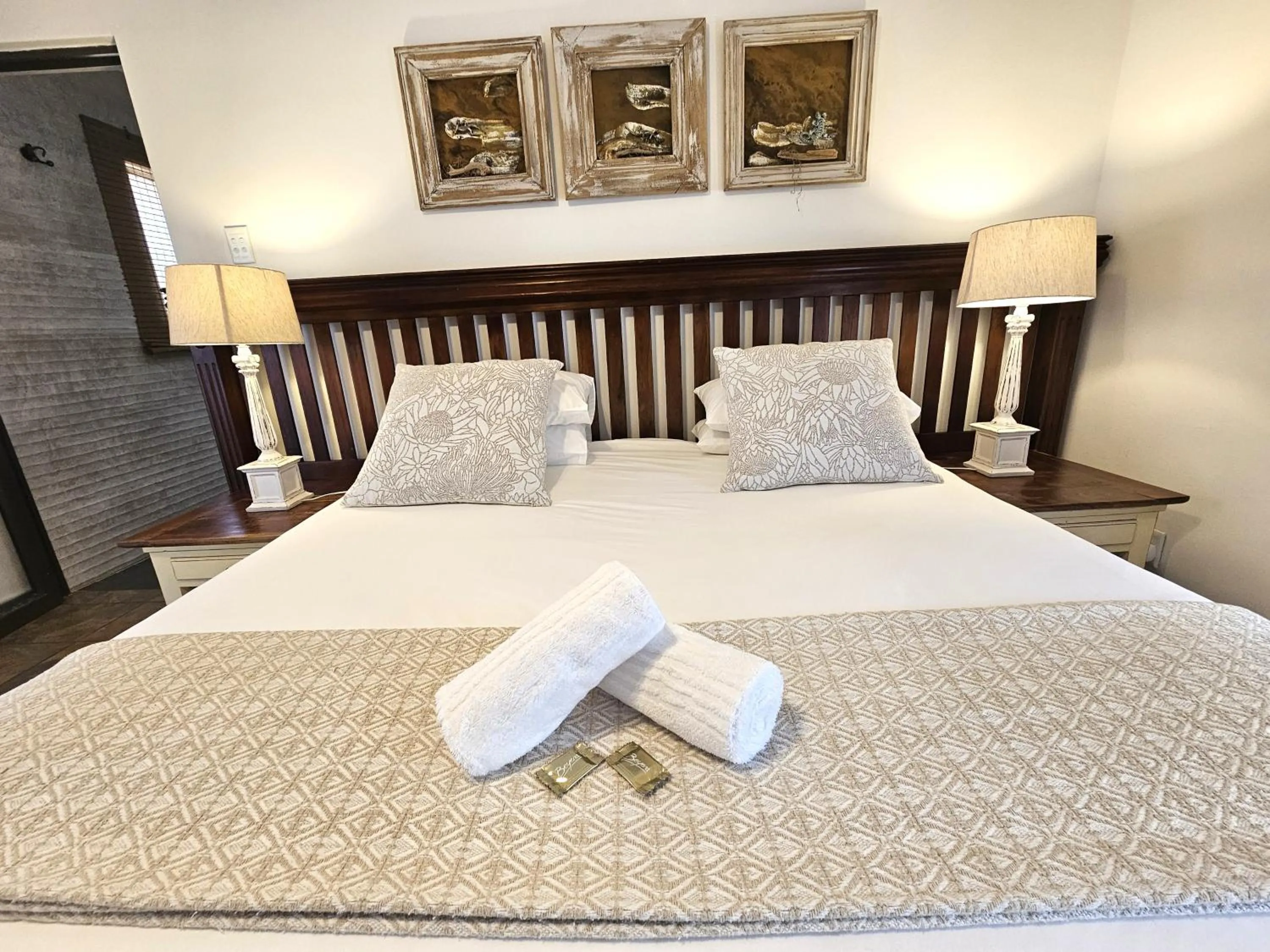 Bed in Leopard Corner Lodge