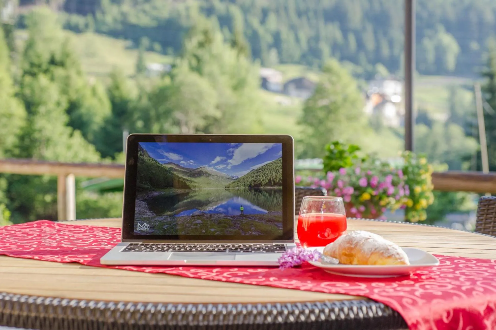 Restaurant/places to eat in Baita Velon