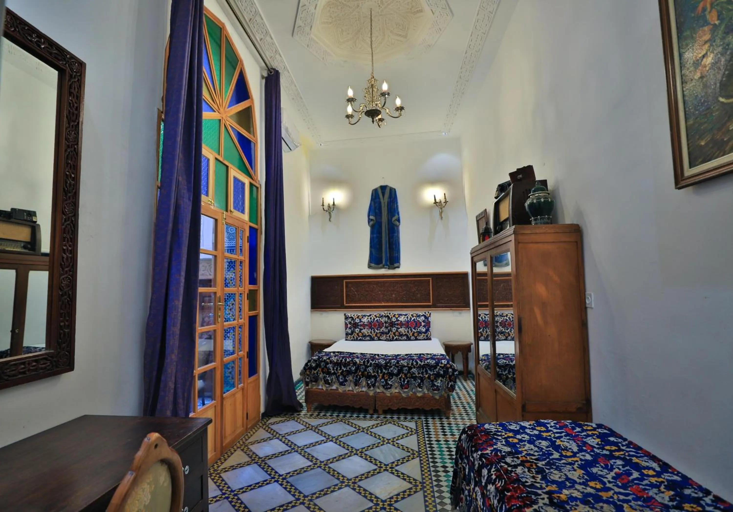 Bed in Dar Usham Fes Luxury Guest House