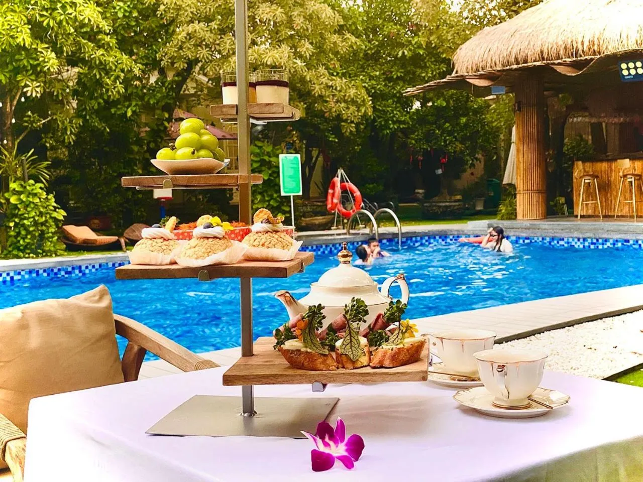 Restaurant/places to eat in Hidden Mansions Saigon Resort