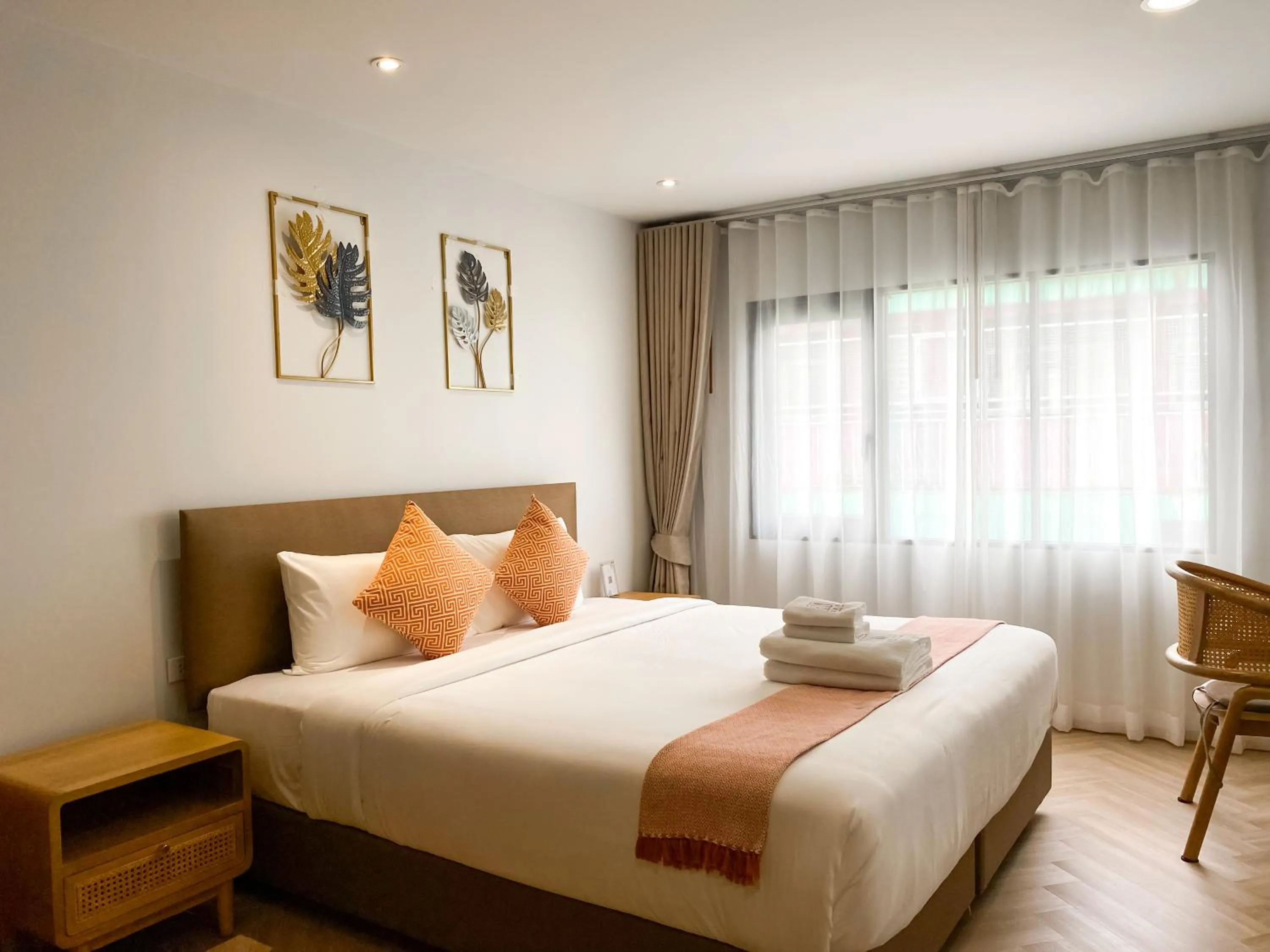 City view, Bed in SO Zen Hotel Silom Bangkok