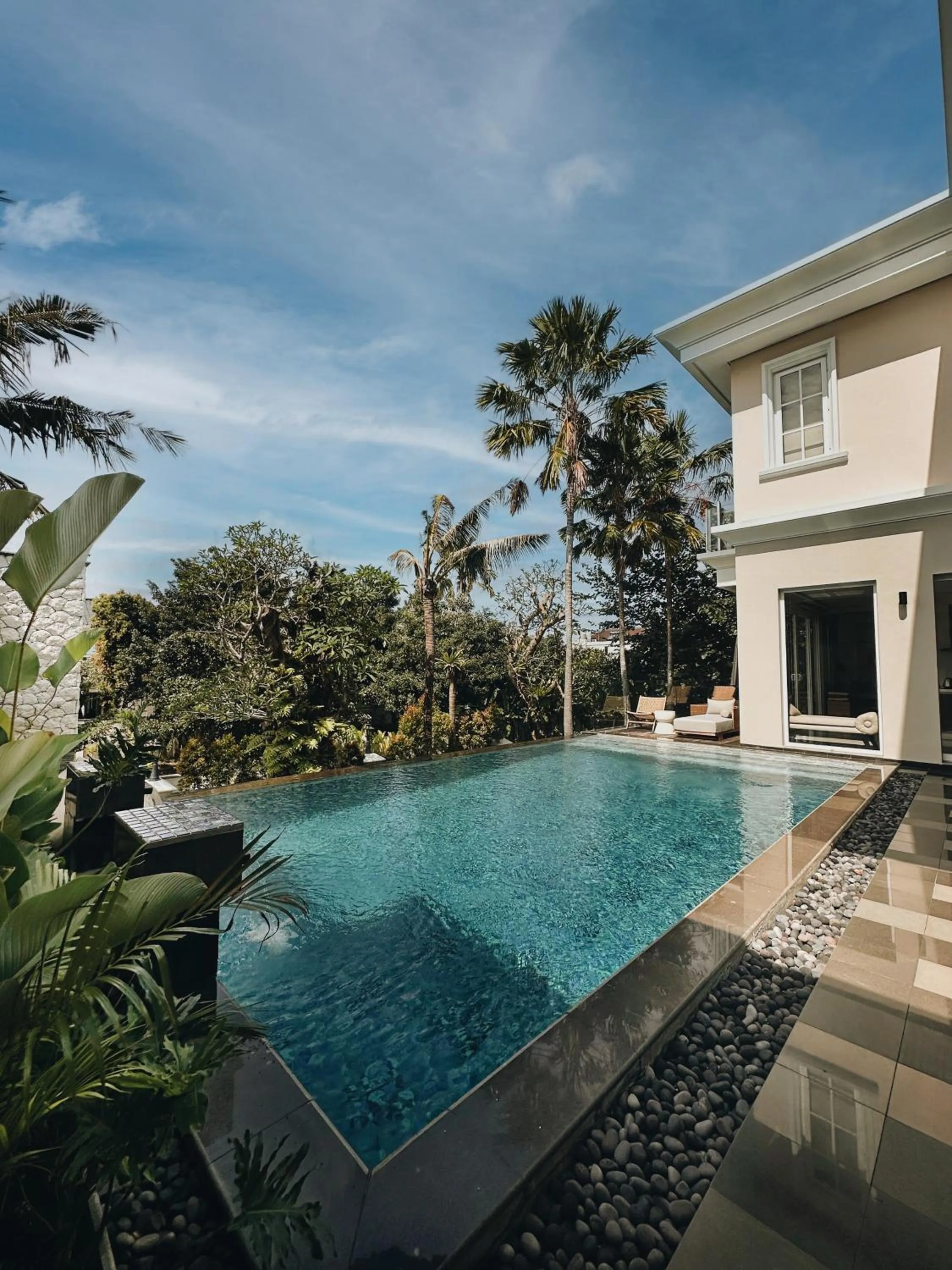 Swimming pool in Kula Kara Villas Bingin, Uluwatu