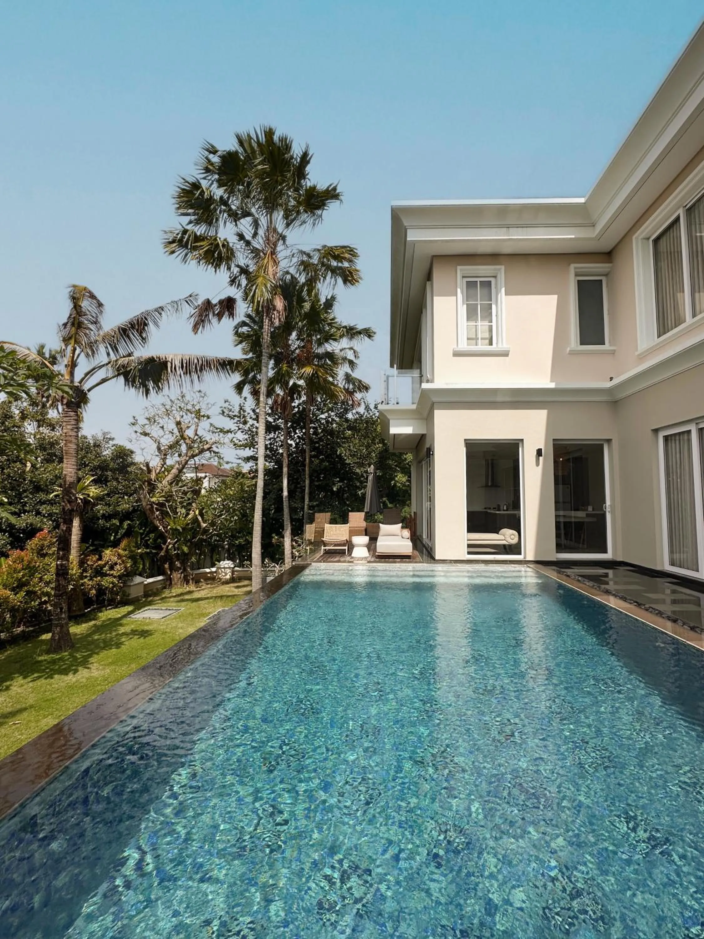 Swimming pool in Kula Kara Villas Bingin, Uluwatu