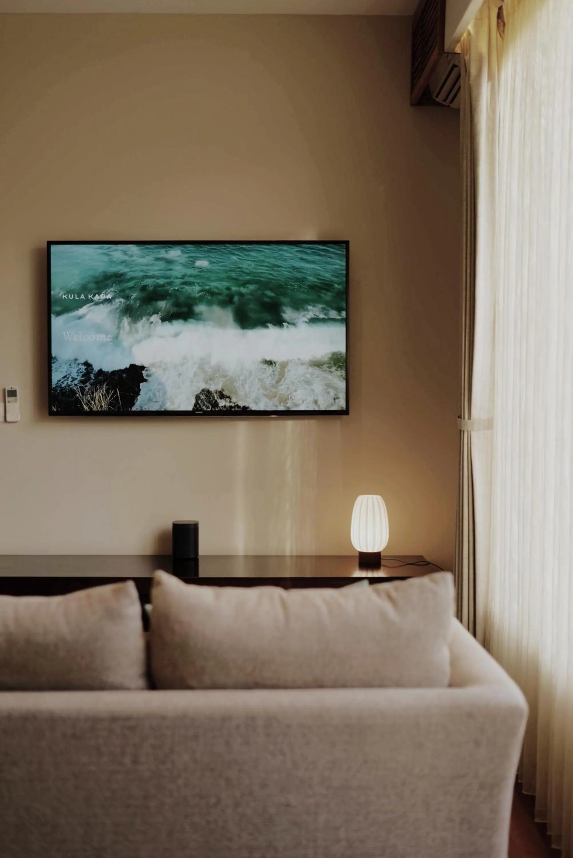 TV and multimedia, Bed in Kula Kara Villas Bingin, Uluwatu