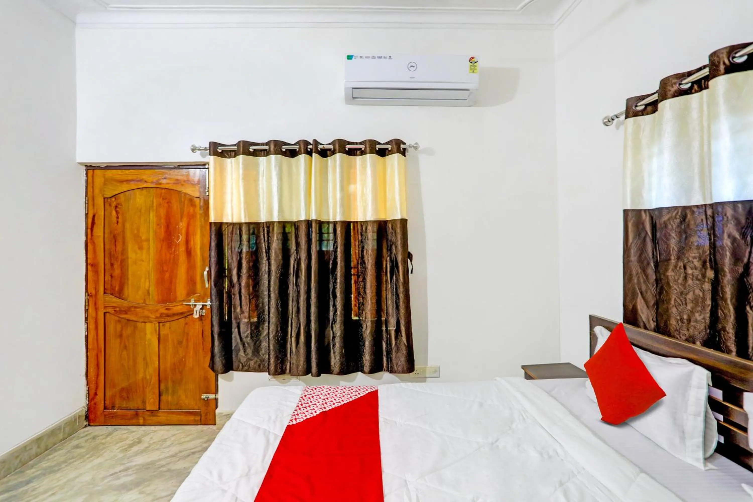 Bedroom, Bed in Hotel O Dibya Guest House