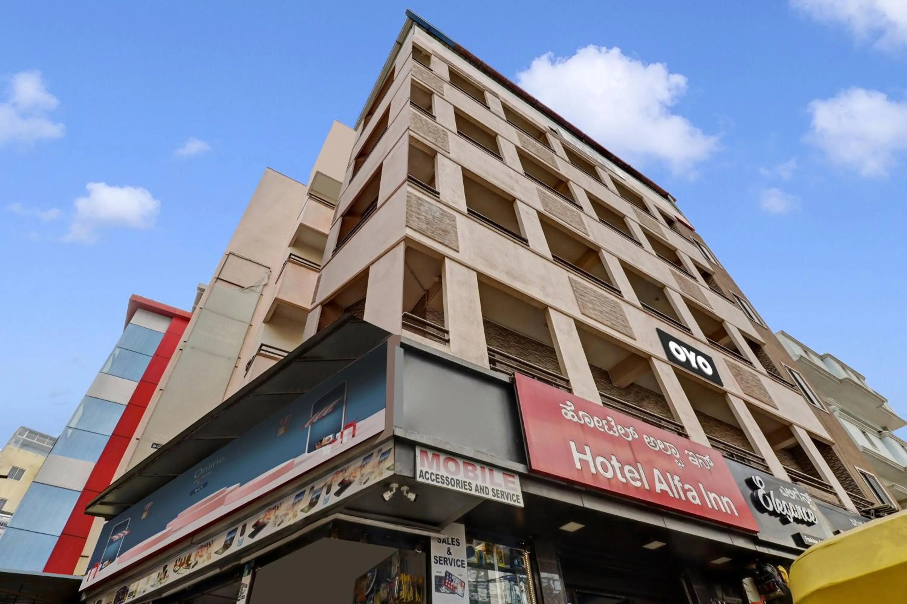 Facade/entrance in Super Hotel O Alfa Inn