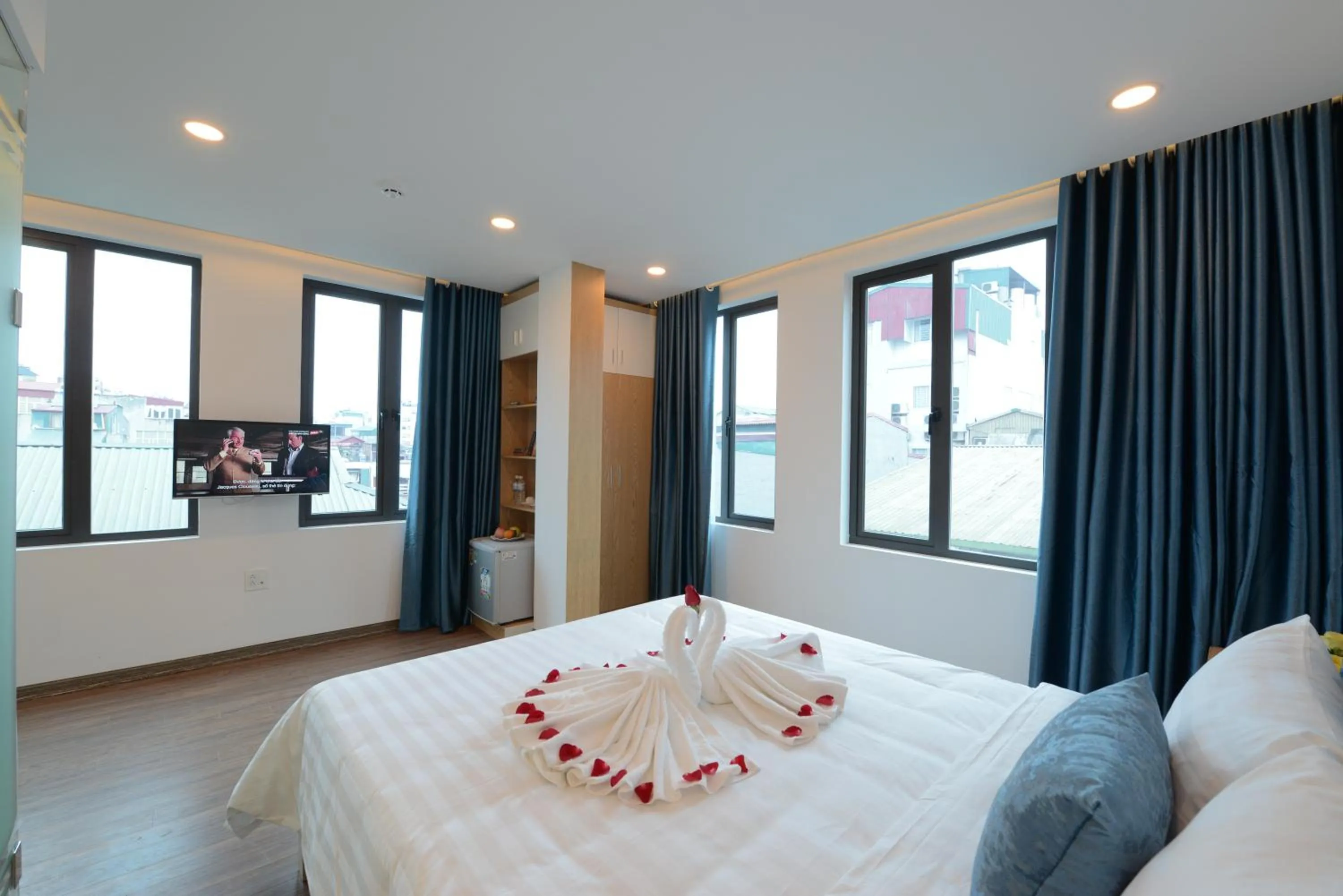 Photo of the whole room, Bed in Hanoi Prime Garden Hotel & Spa