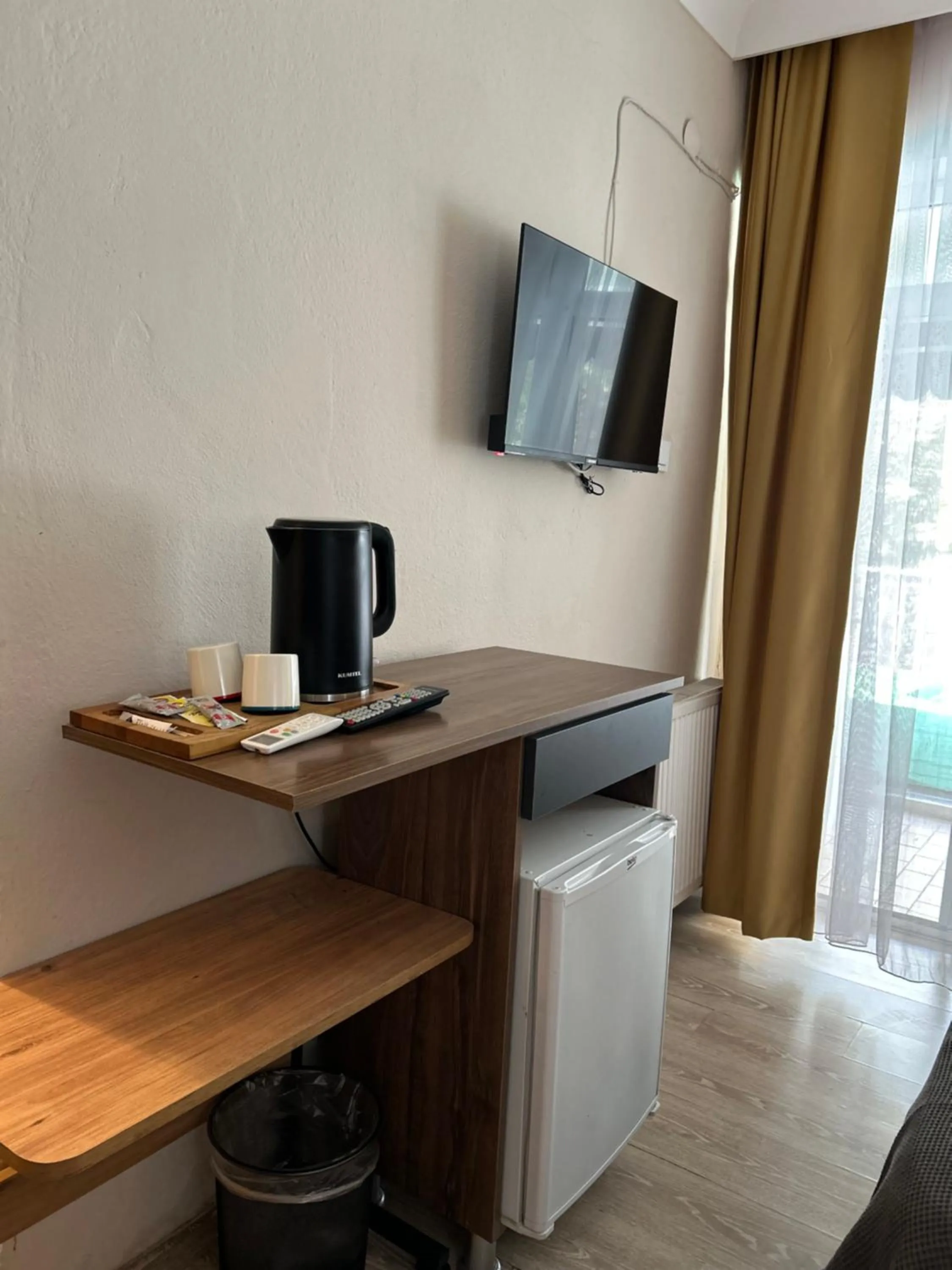 Coffee/tea facilities in Cord Hotel & Resort