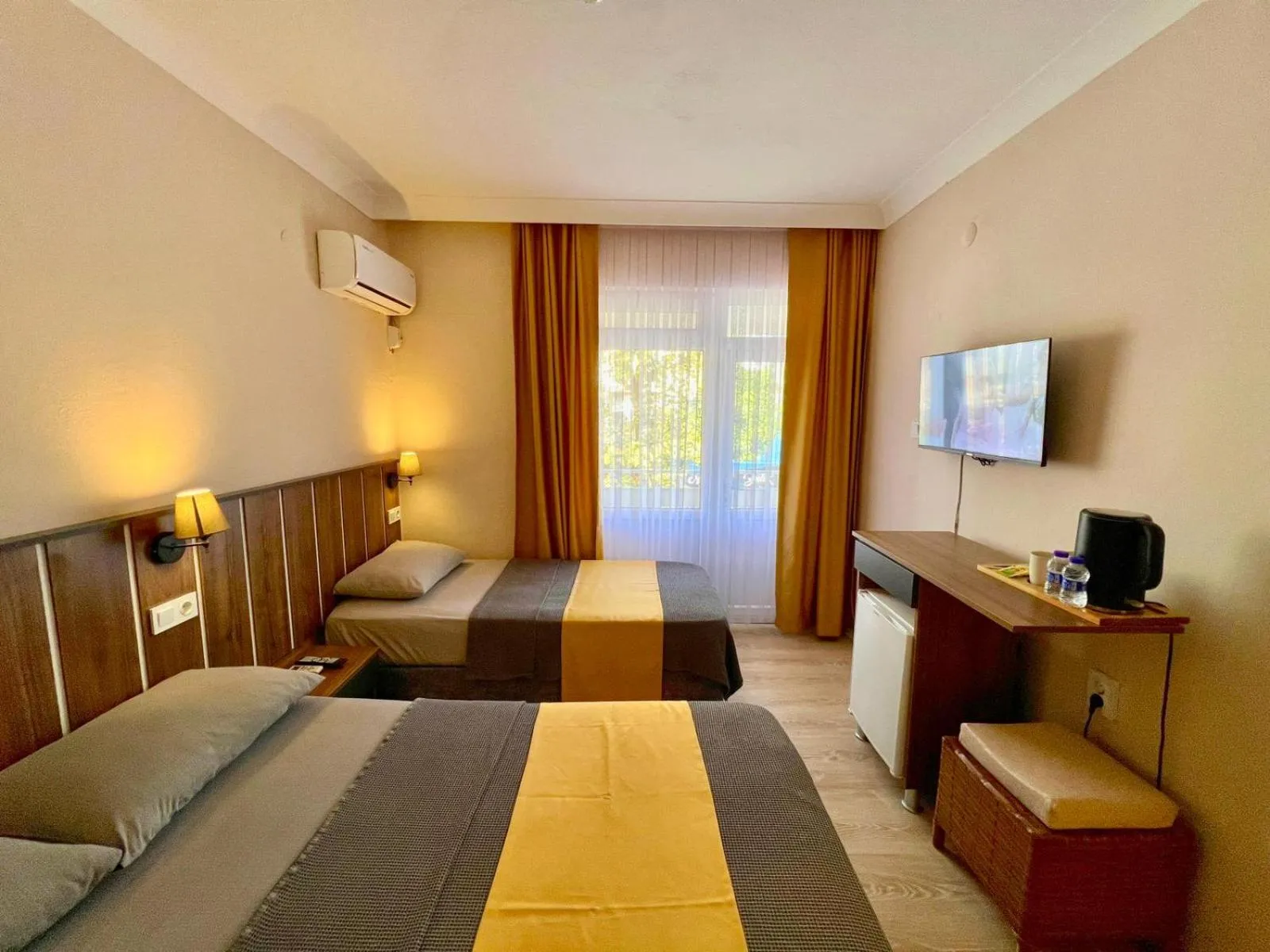 TV and multimedia, Bed in Cord Hotel & Resort