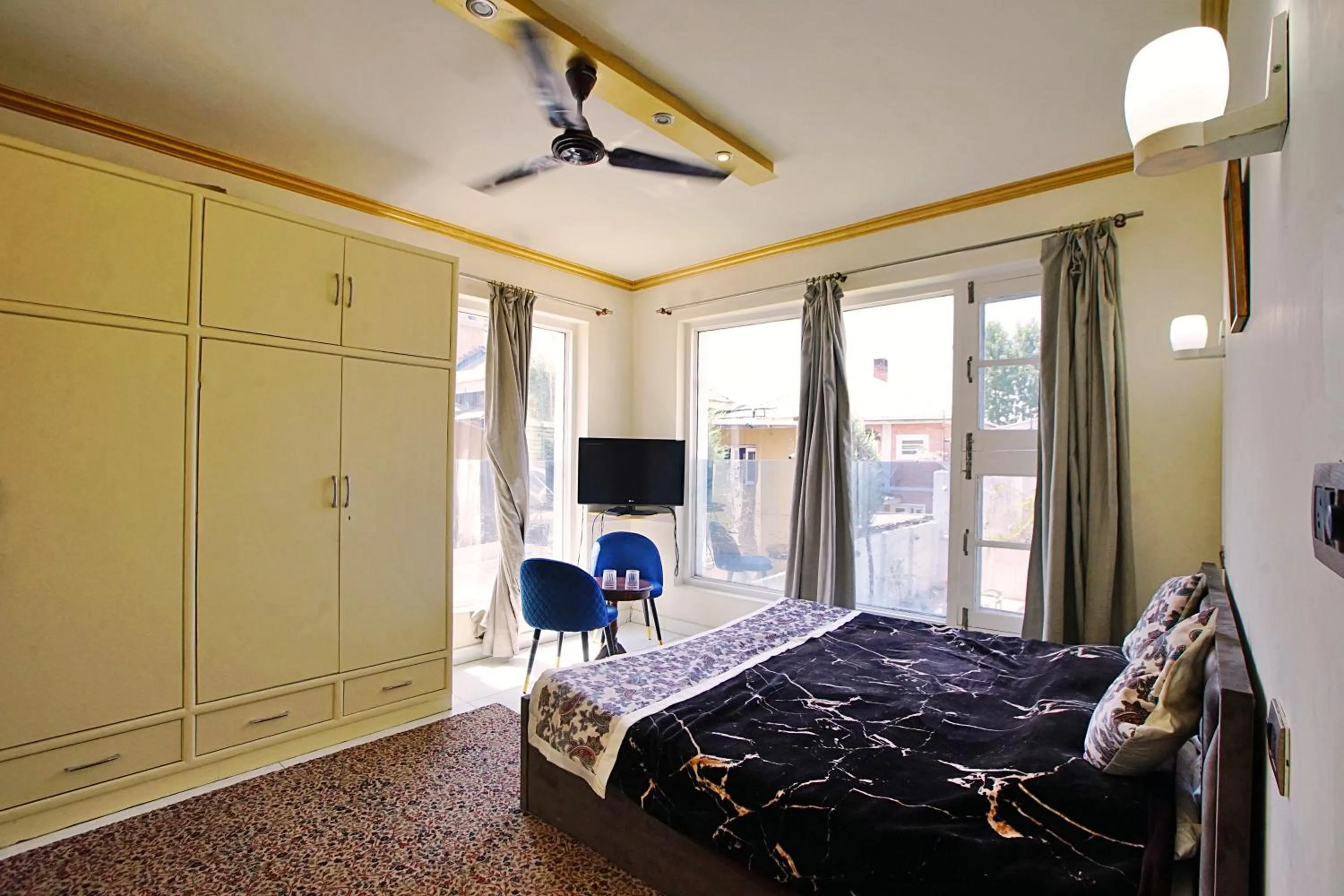 Bed in The GoodFind Residency