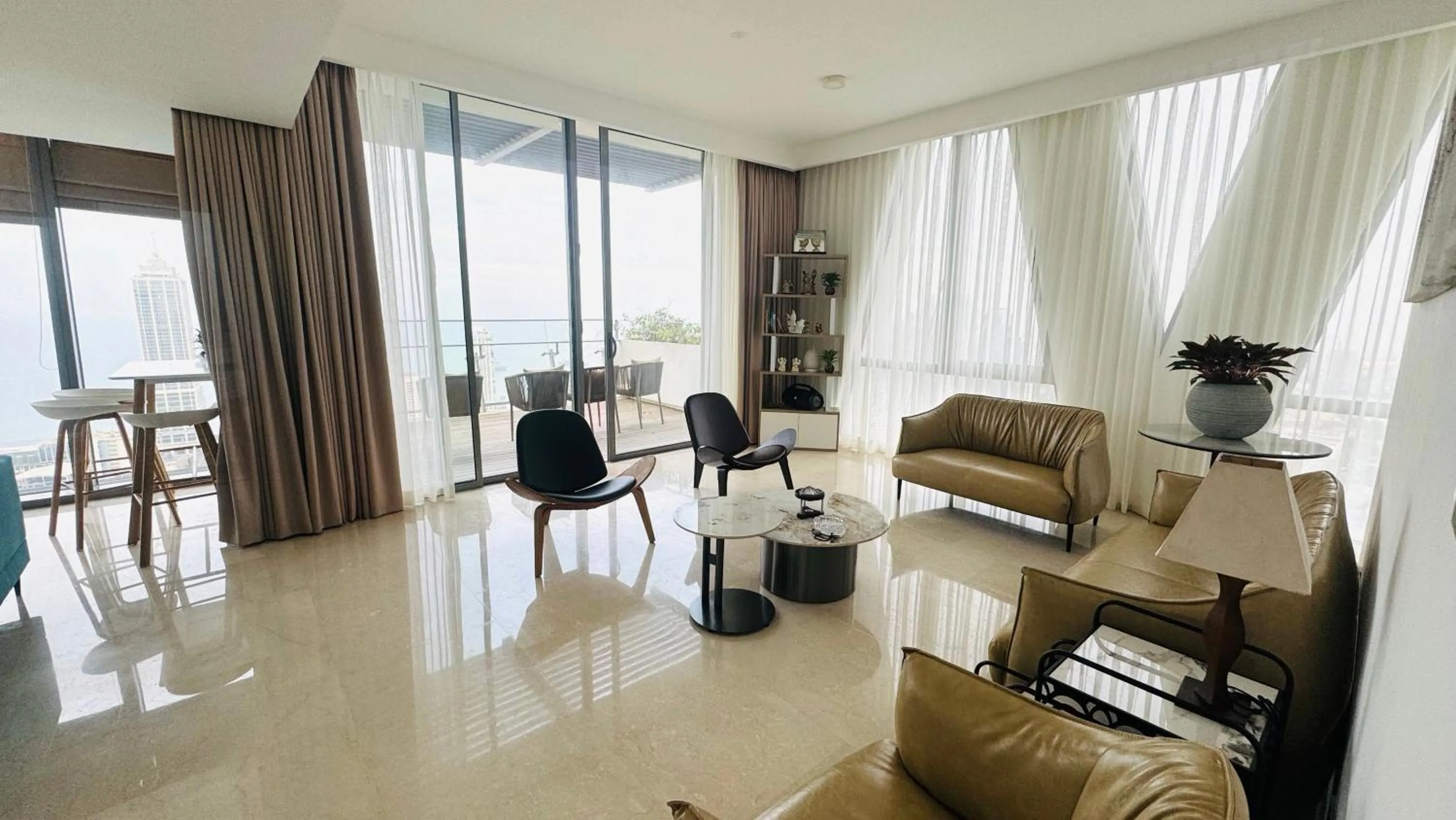 Altair Luxury Colombo by Miracle