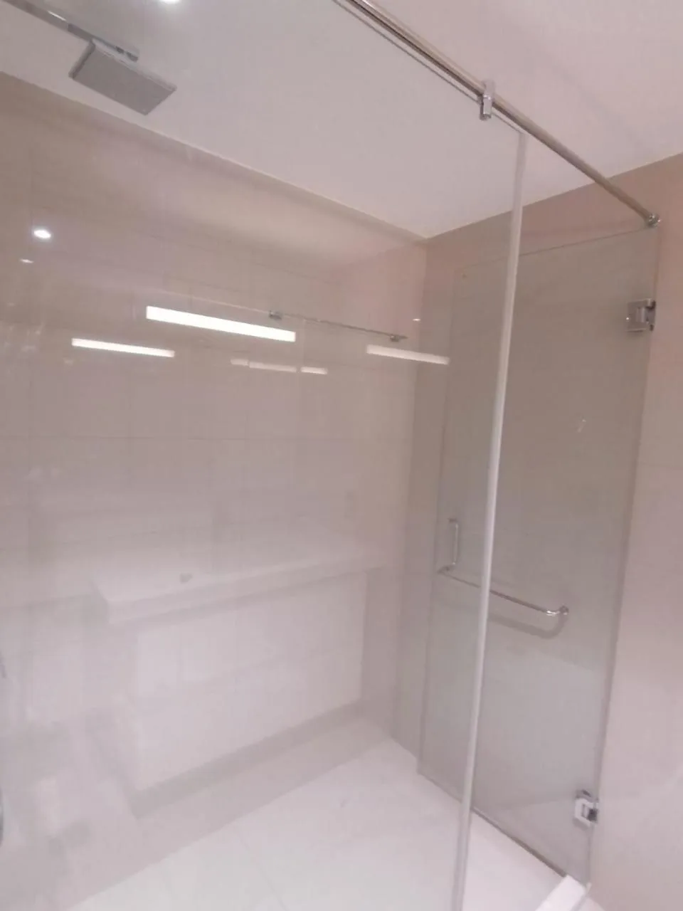 Shower in Altair Luxury Colombo by Miracle