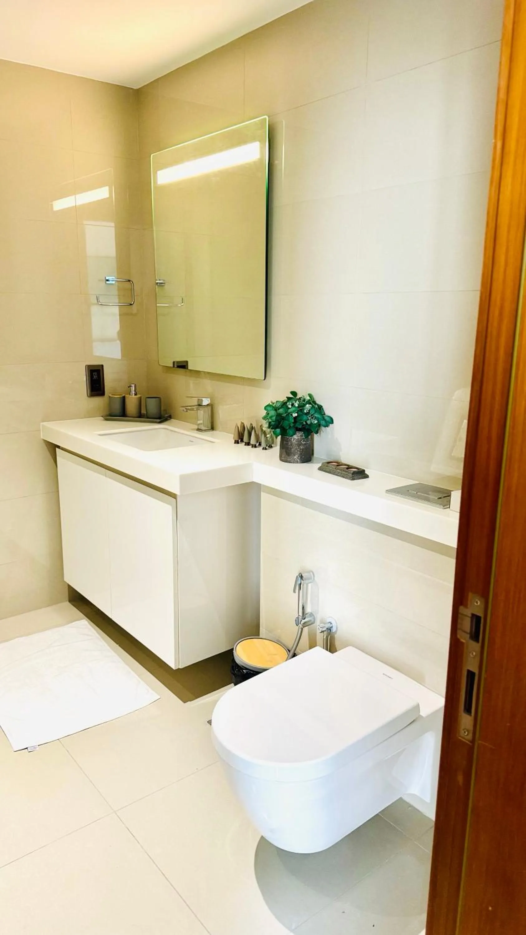 Toilet in Altair Luxury Colombo by Miracle