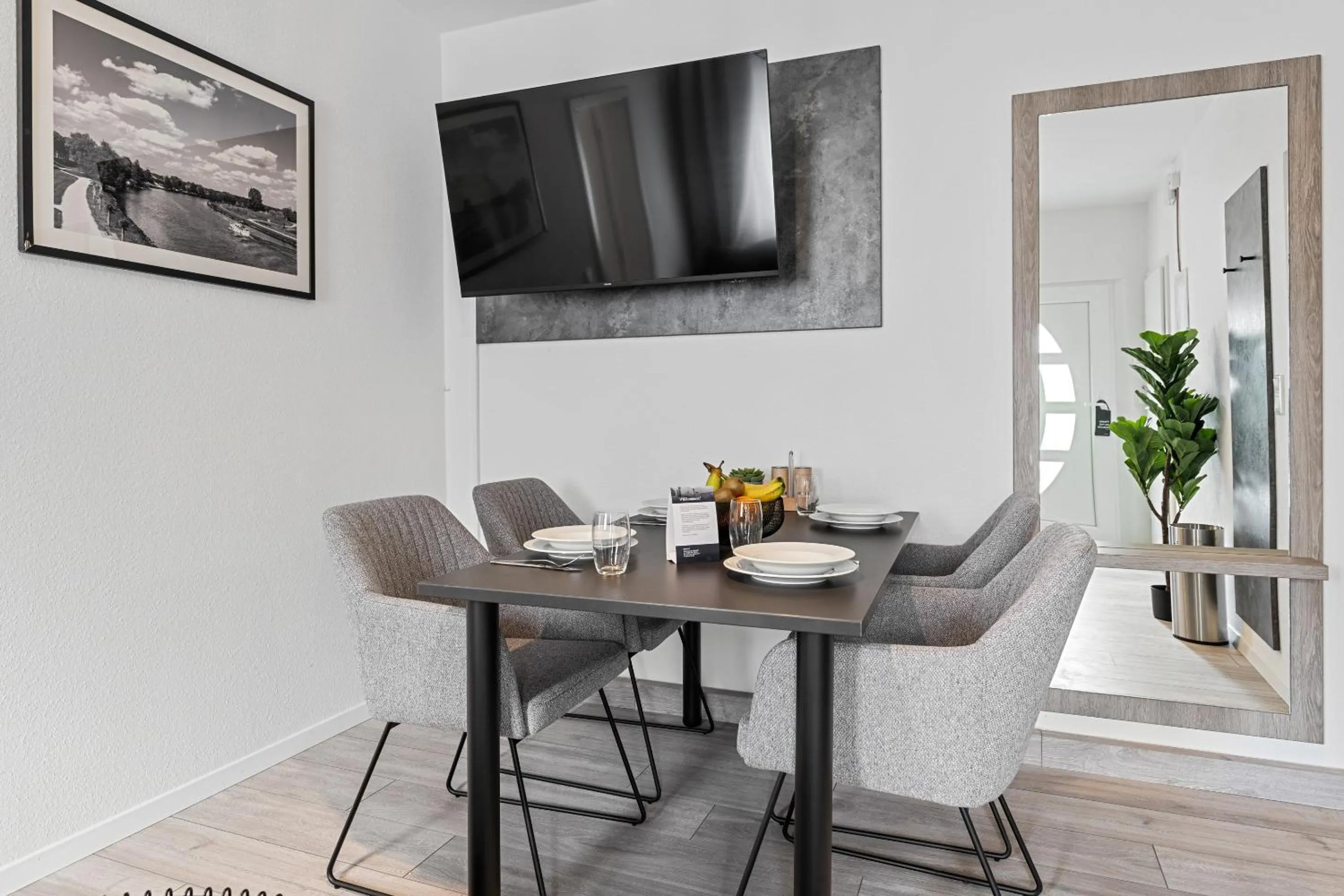 TV and multimedia in BRIGHT Herzogenaurach Zentrum