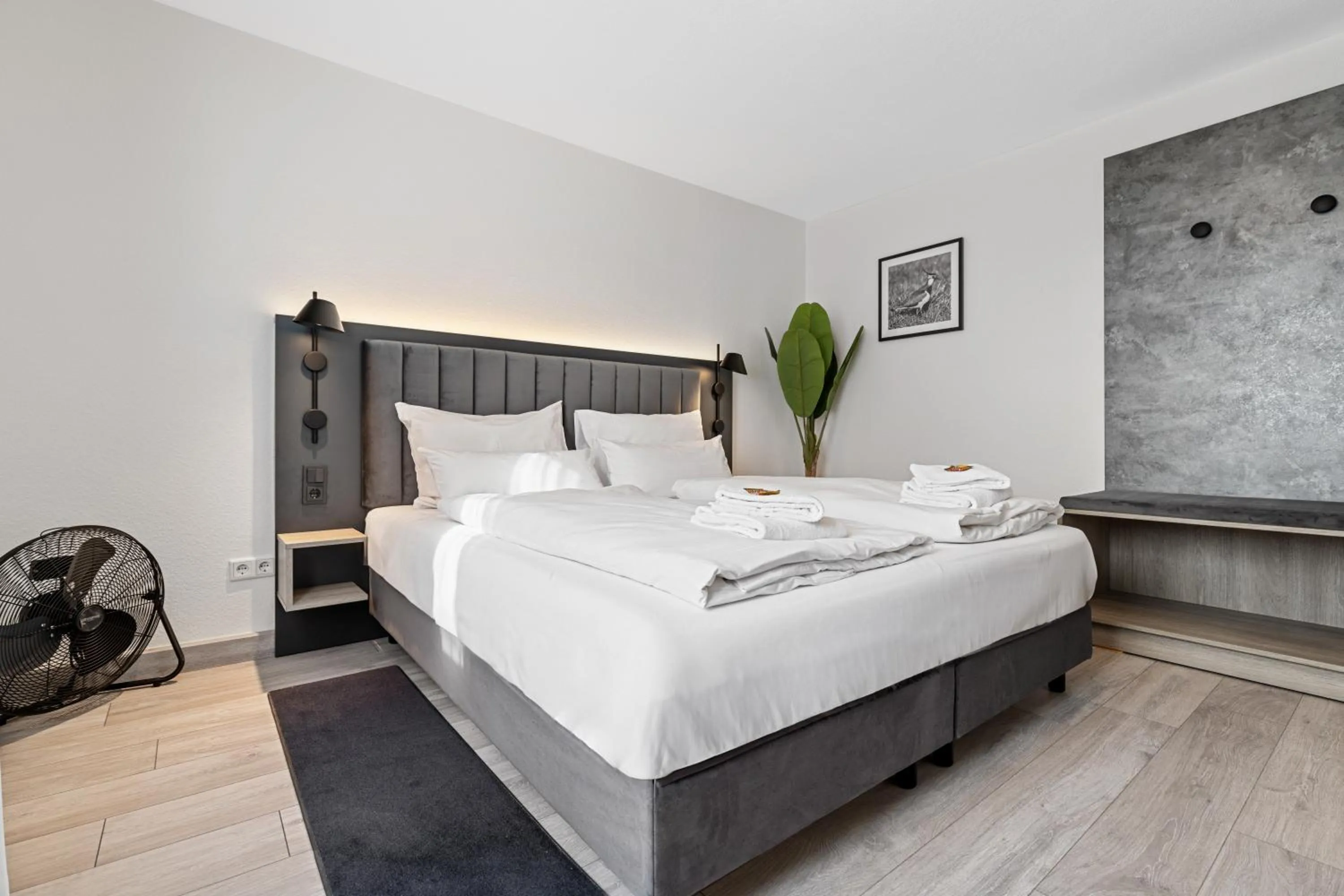 Bed in BRIGHT Herzogenaurach Zentrum