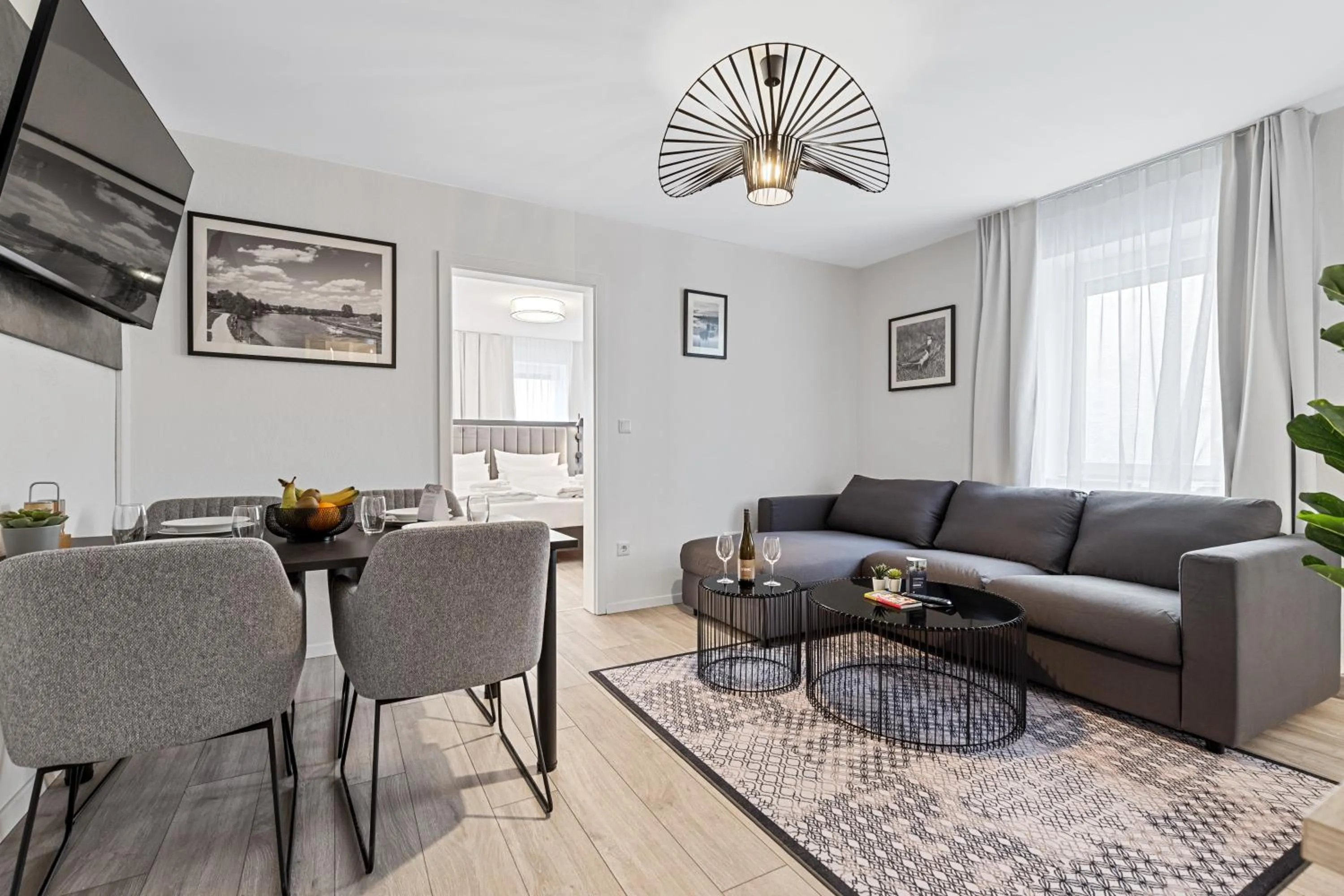 TV and multimedia in BRIGHT Herzogenaurach Zentrum