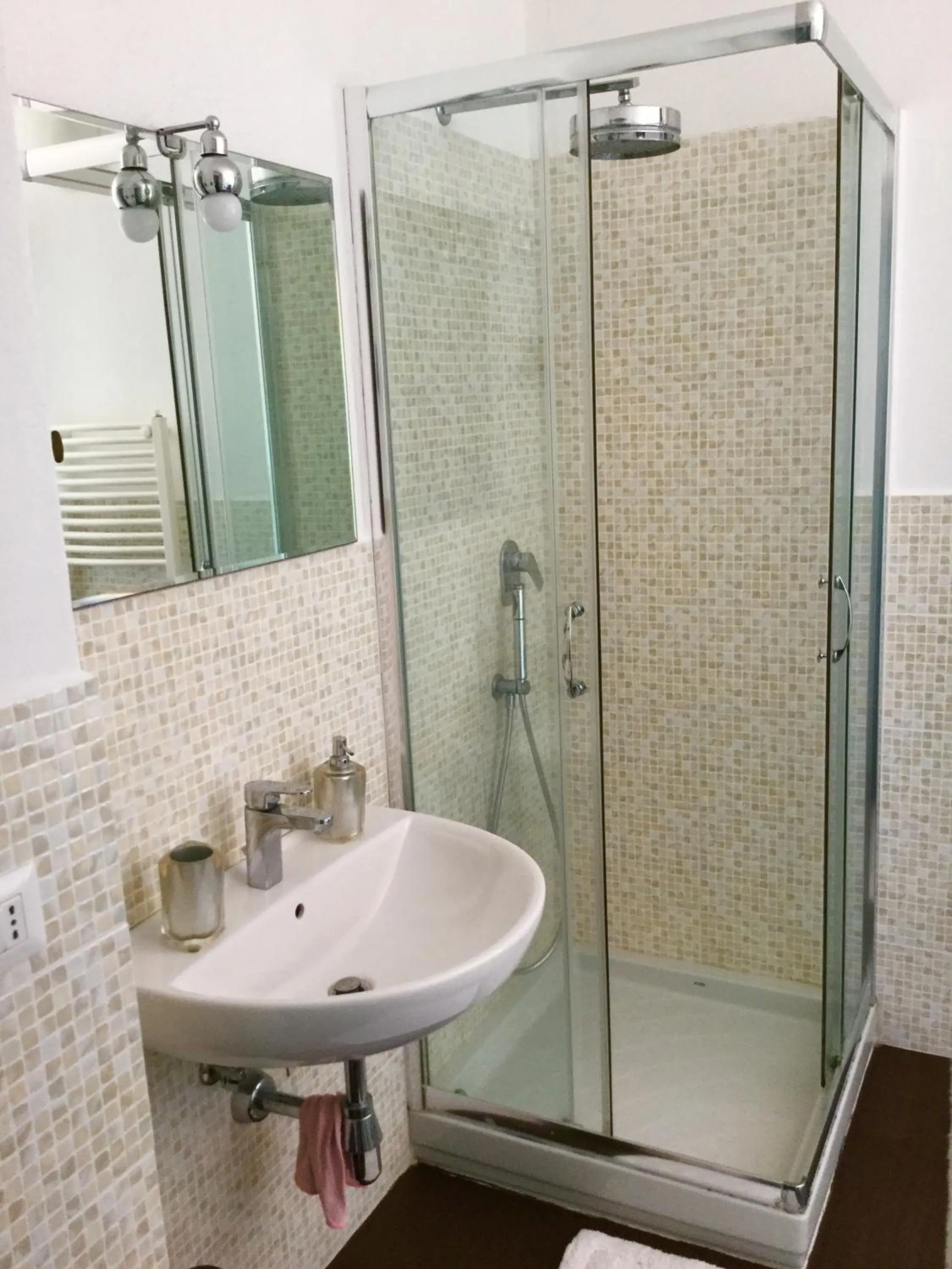 Photo of the whole room in Villa Gandamar