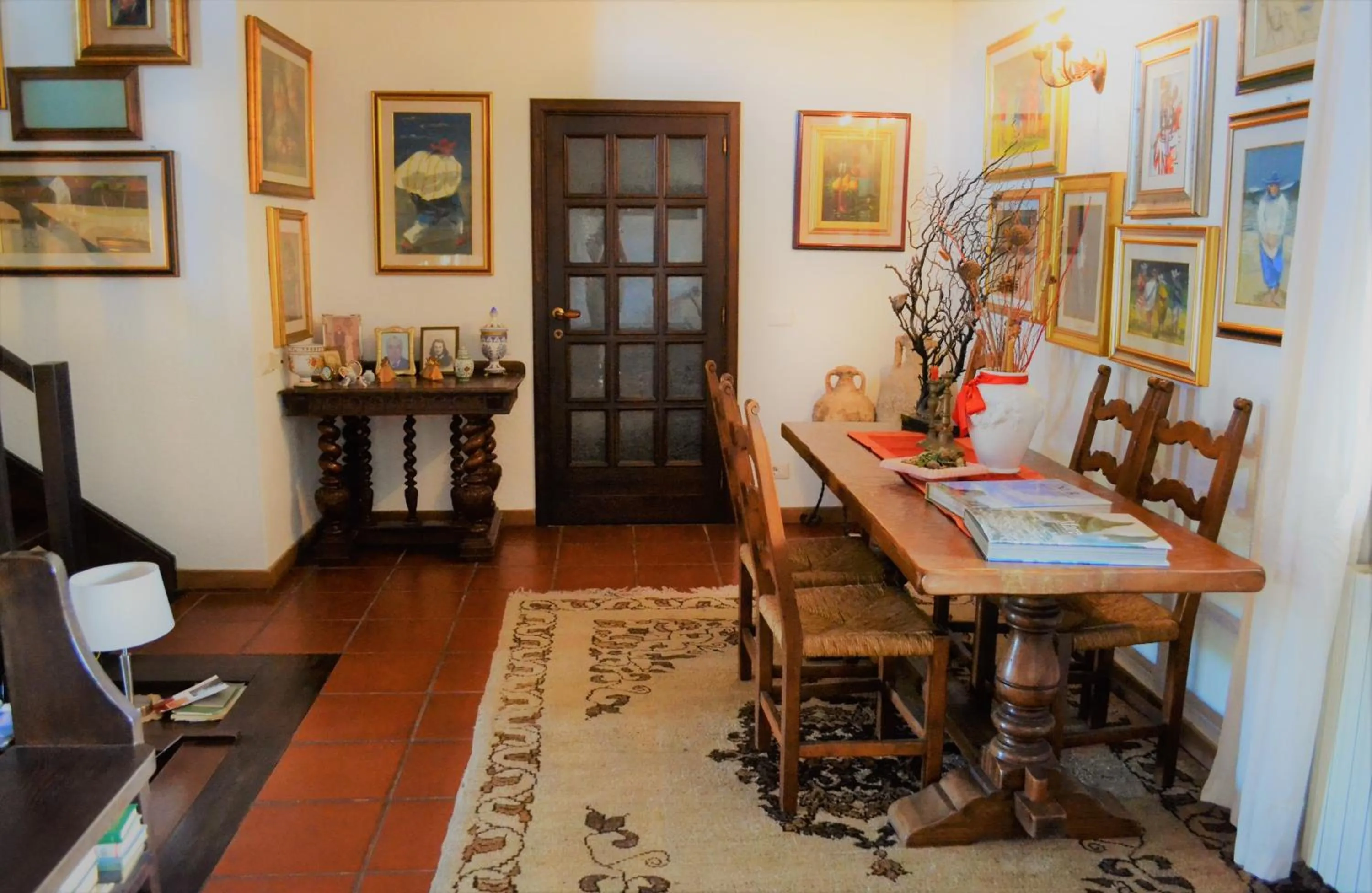 Communal lounge/ TV room in Villa Gandamar