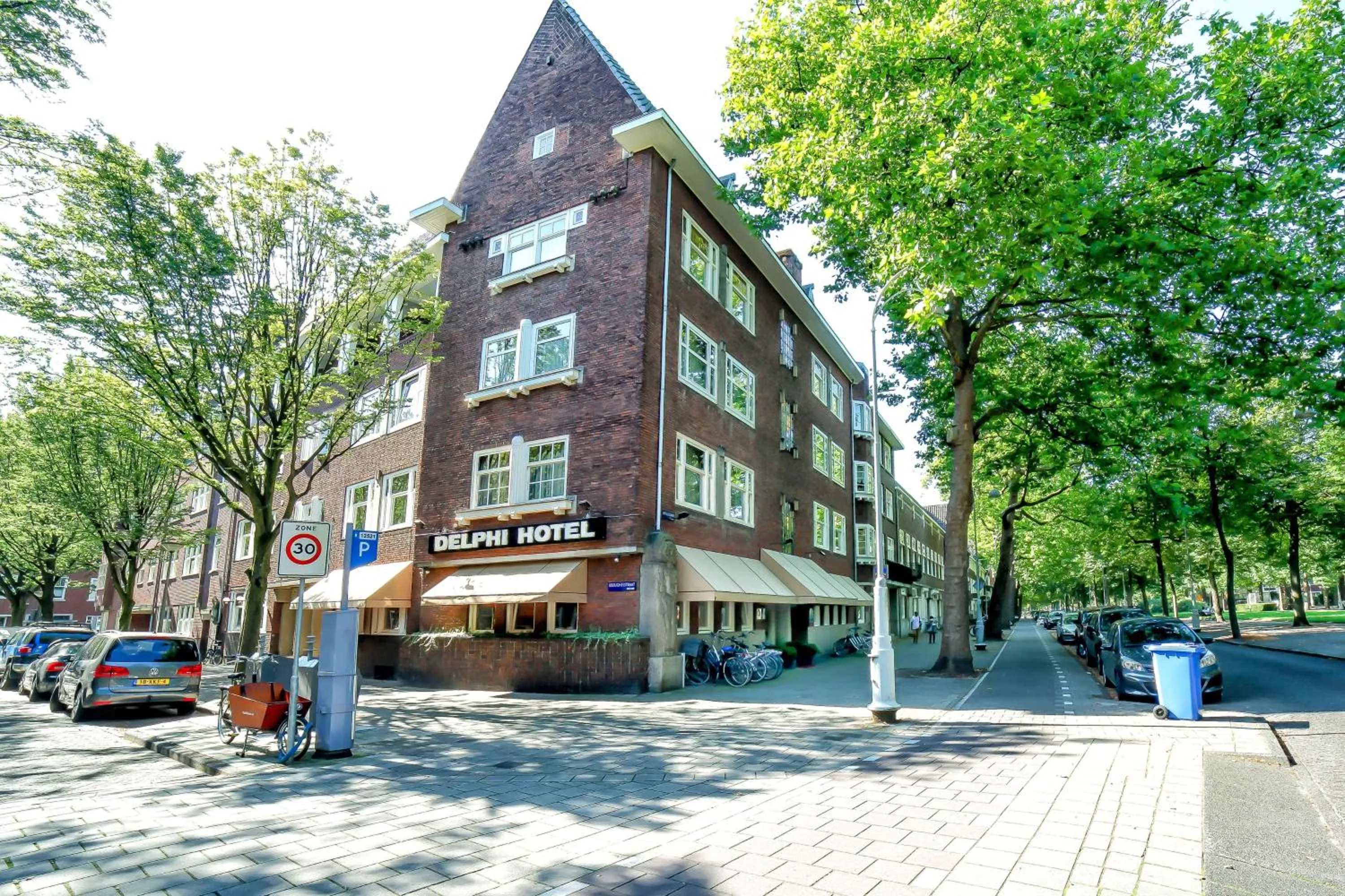 Property building in The Delphi - Amsterdam Townhouse
