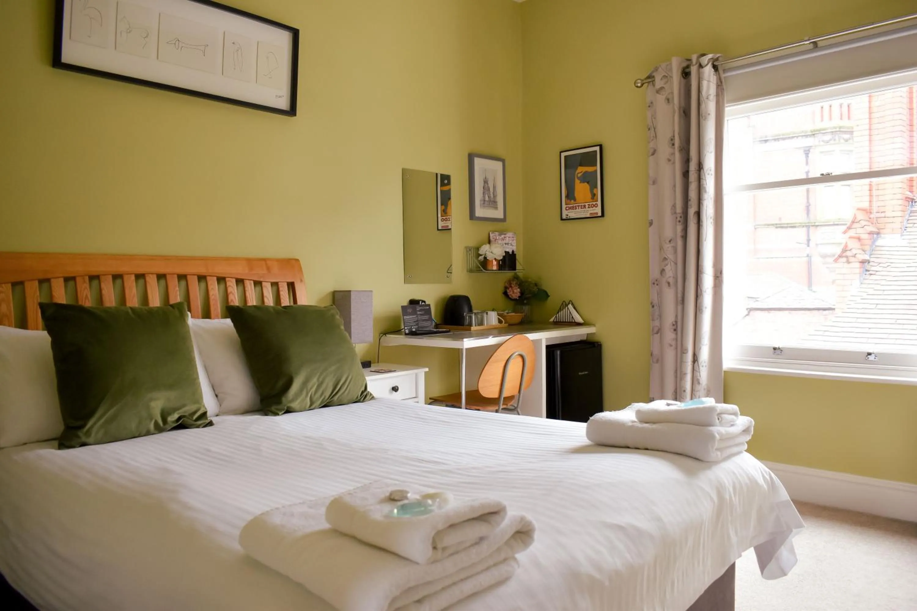 Bed in Grosvenor Place Guest House