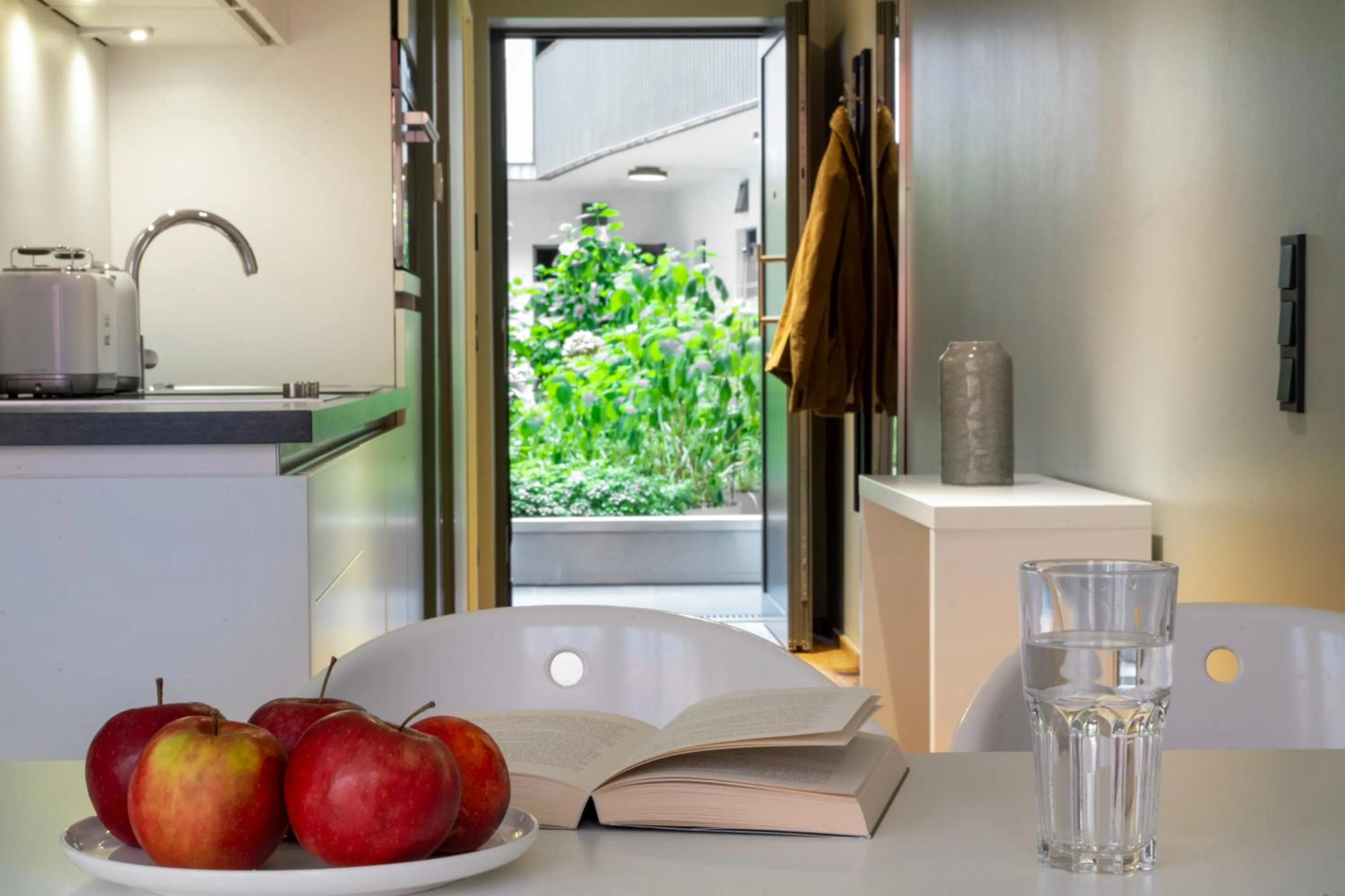 Decorative detail in Waveboard Hotel & Boardinghouse