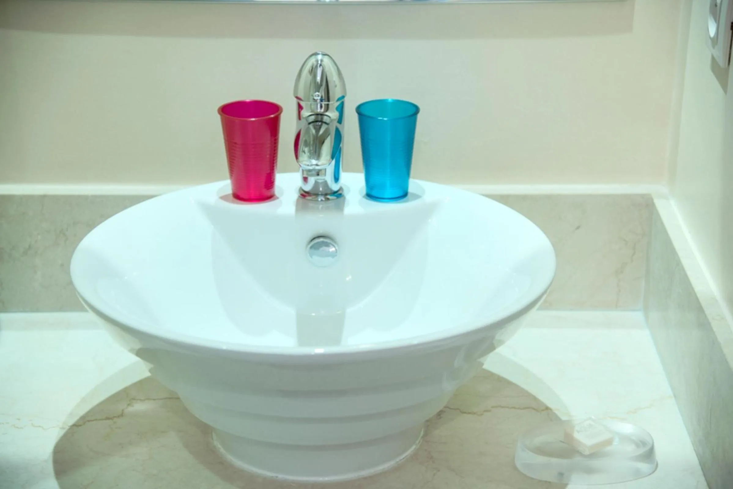 Bathroom in La Villa Paris - B&B