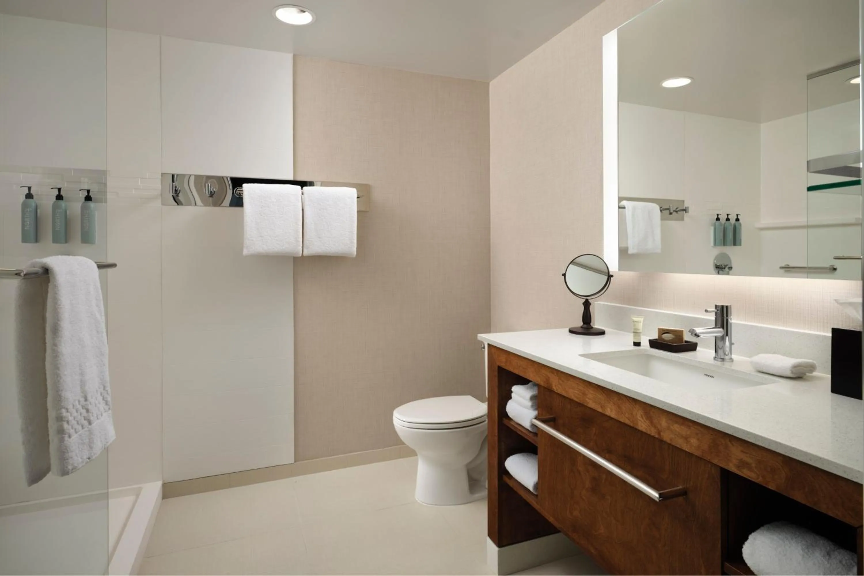 Bathroom in Inn at Bellefield Residence Inn by Marriott