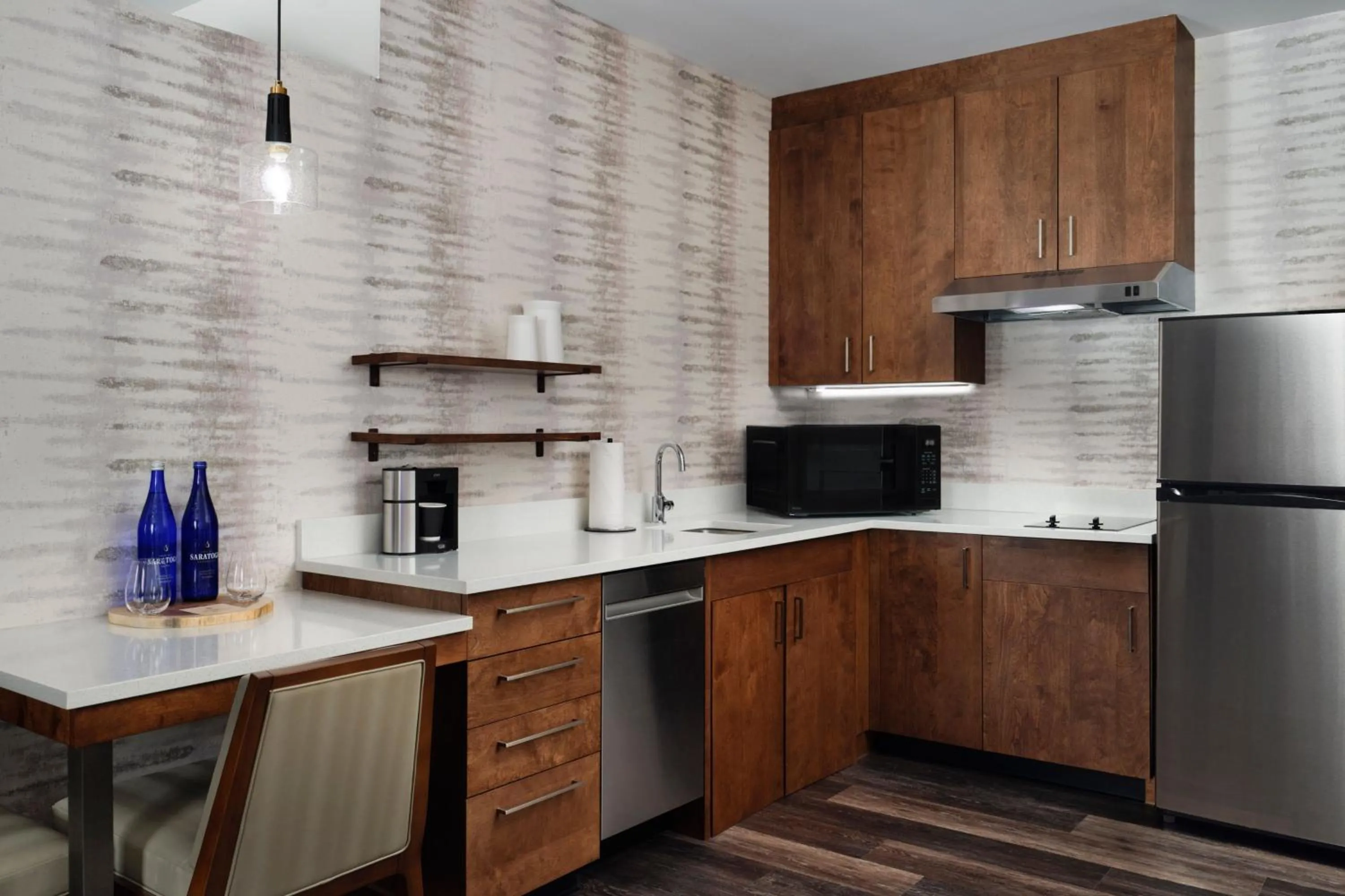 Kitchen or kitchenette in Inn at Bellefield Residence Inn by Marriott