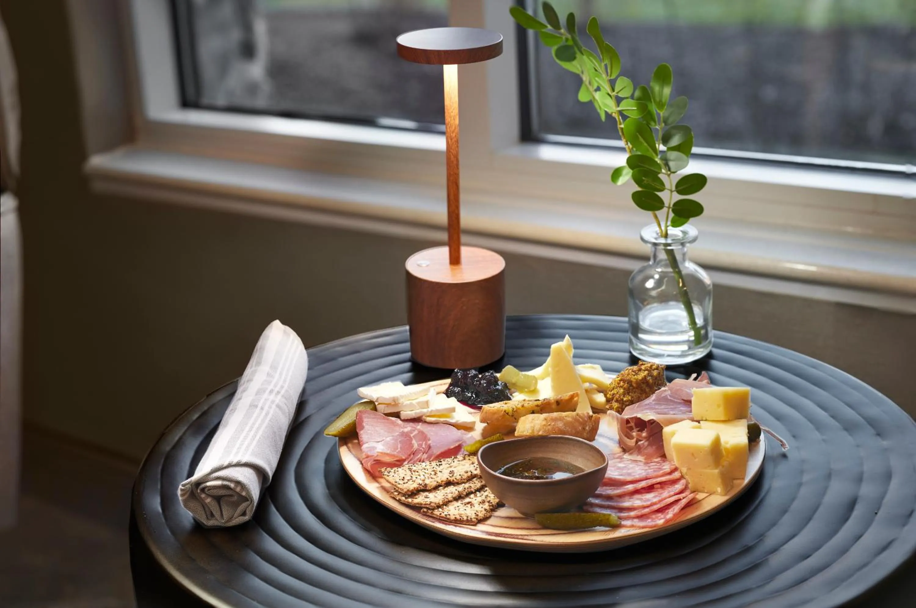 Food and drinks in Inn at Bellefield Residence Inn by Marriott