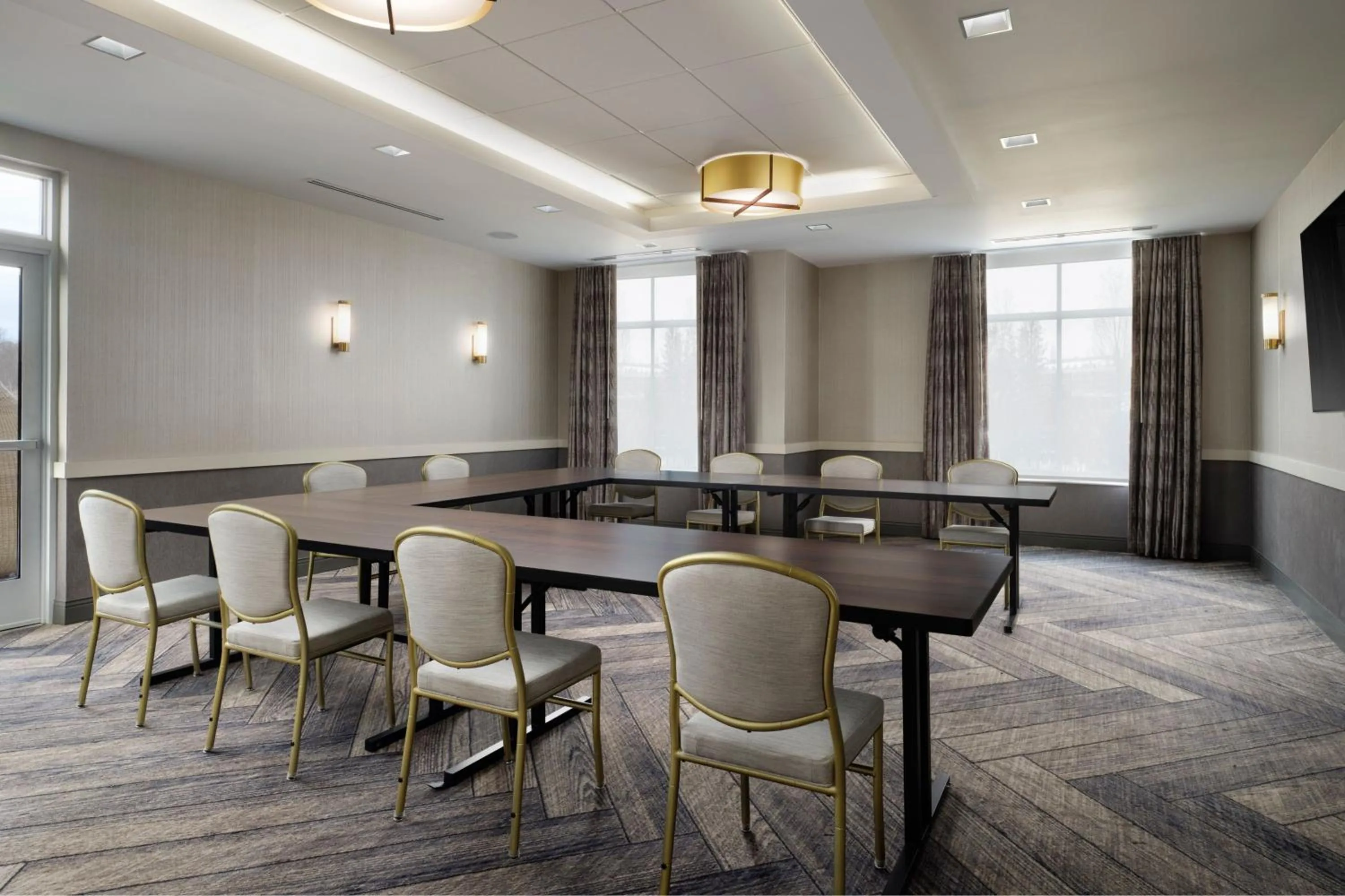 Meeting/conference room in Inn at Bellefield Residence Inn by Marriott