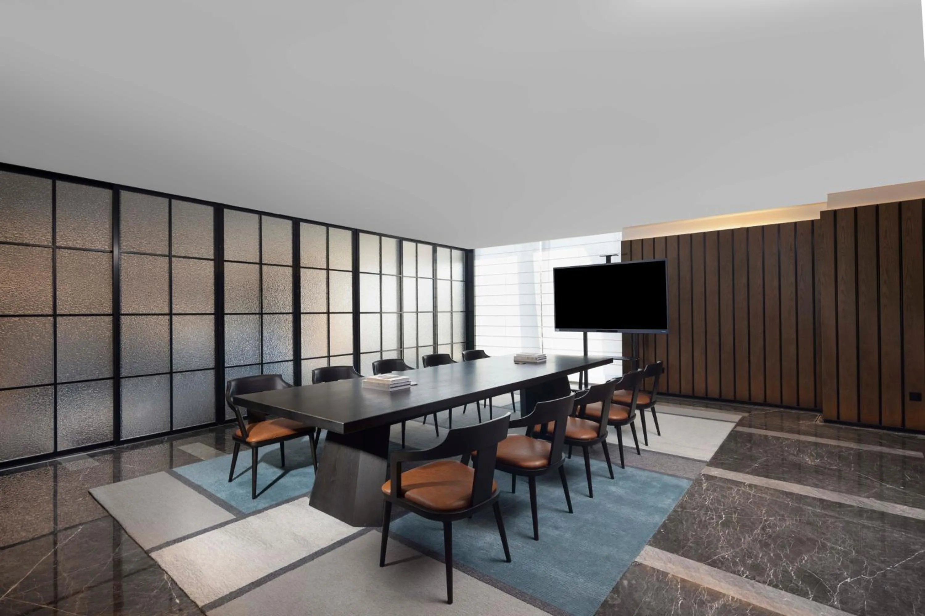 TV and multimedia in Sheraton Pujiang