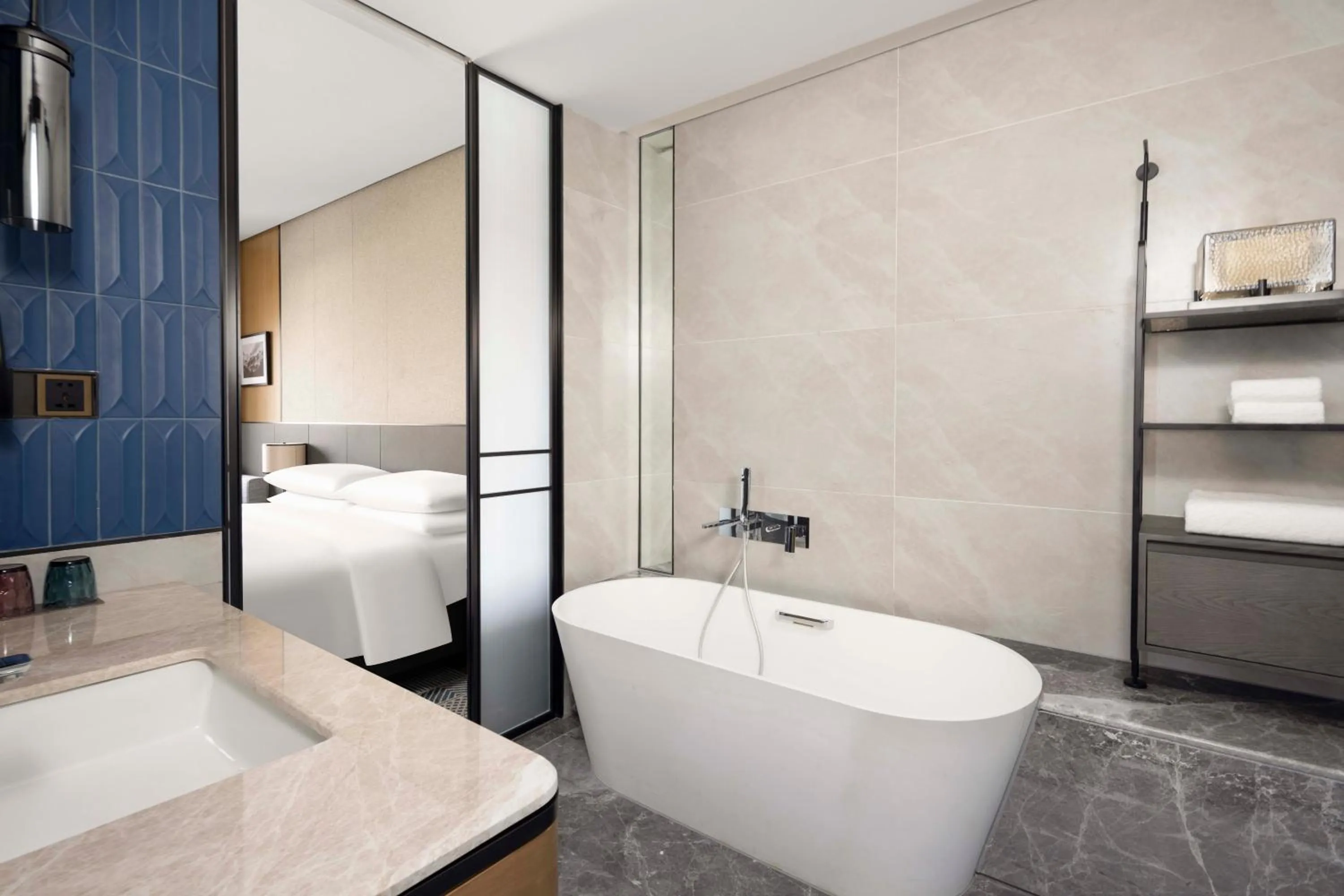 Toilet in Sheraton Pujiang