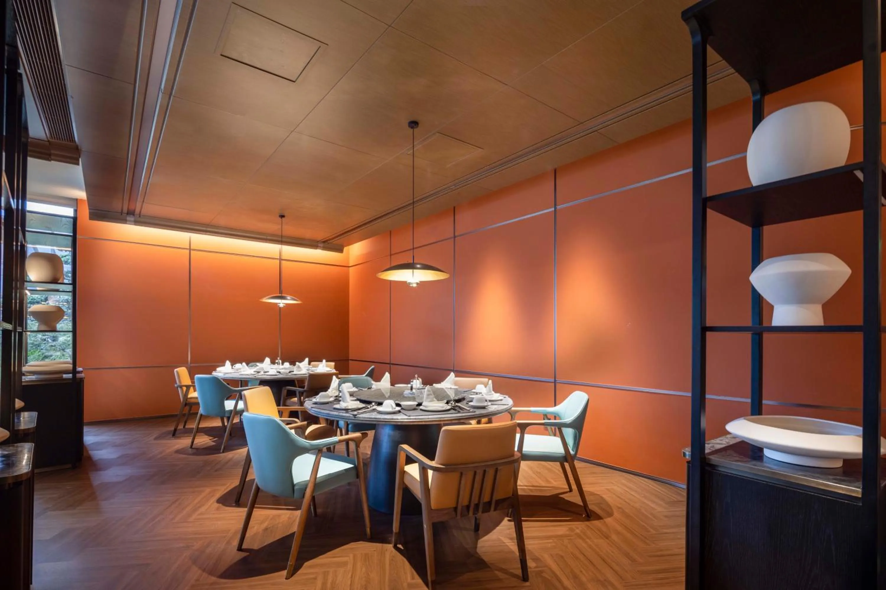 Dining area in Sheraton Pujiang
