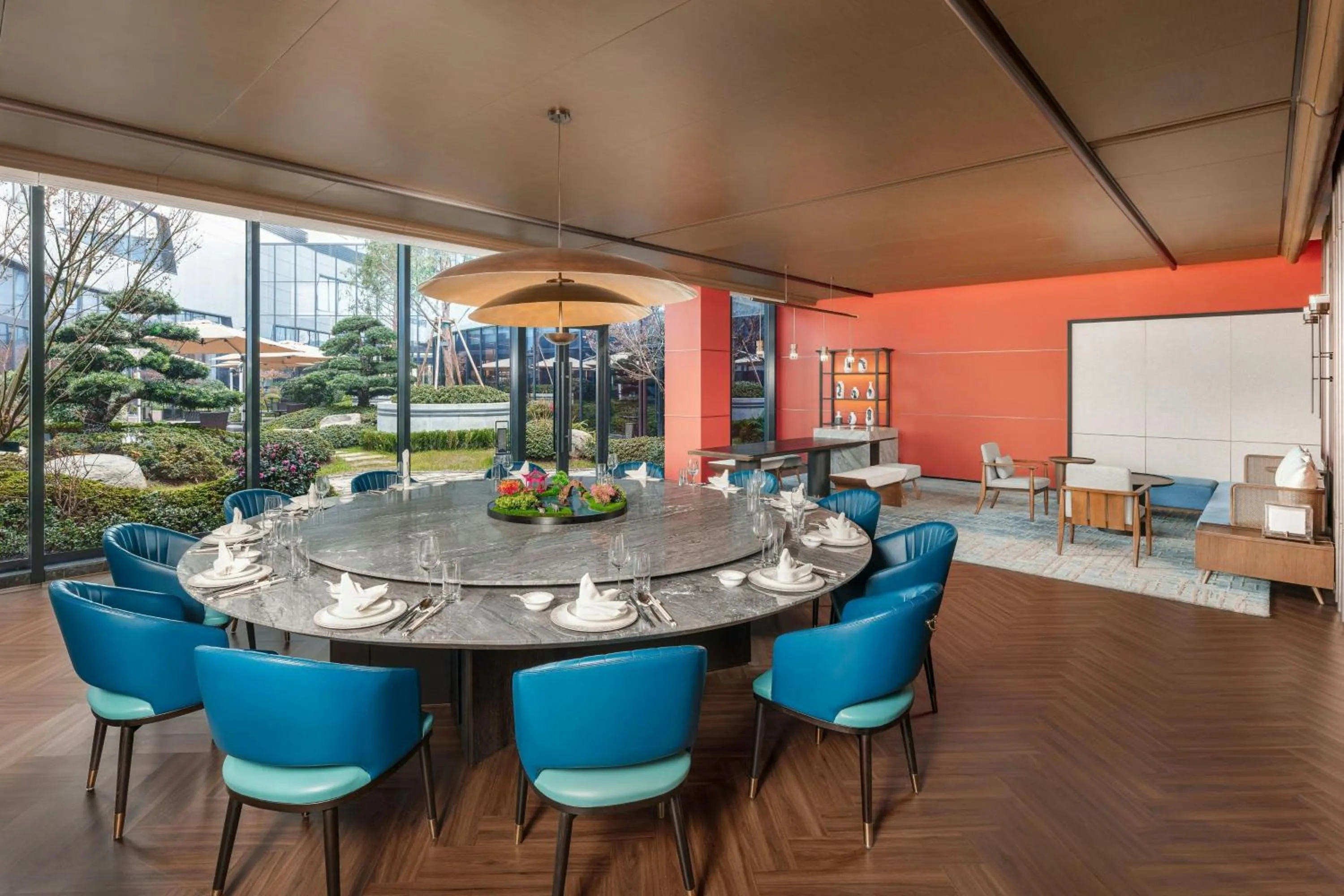 Restaurant/places to eat in Sheraton Pujiang