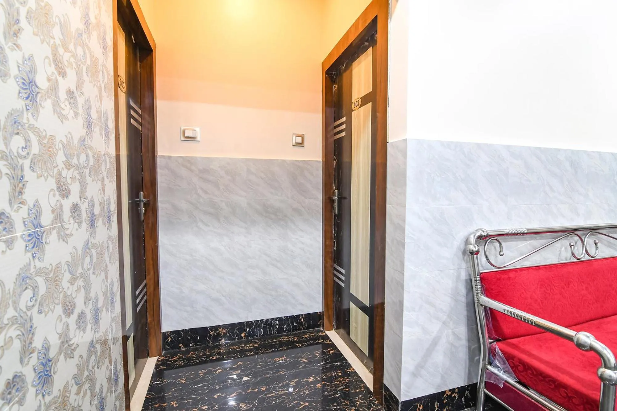 Lobby or reception, Bed in FabHotel Sriya - City Center, Durgapur