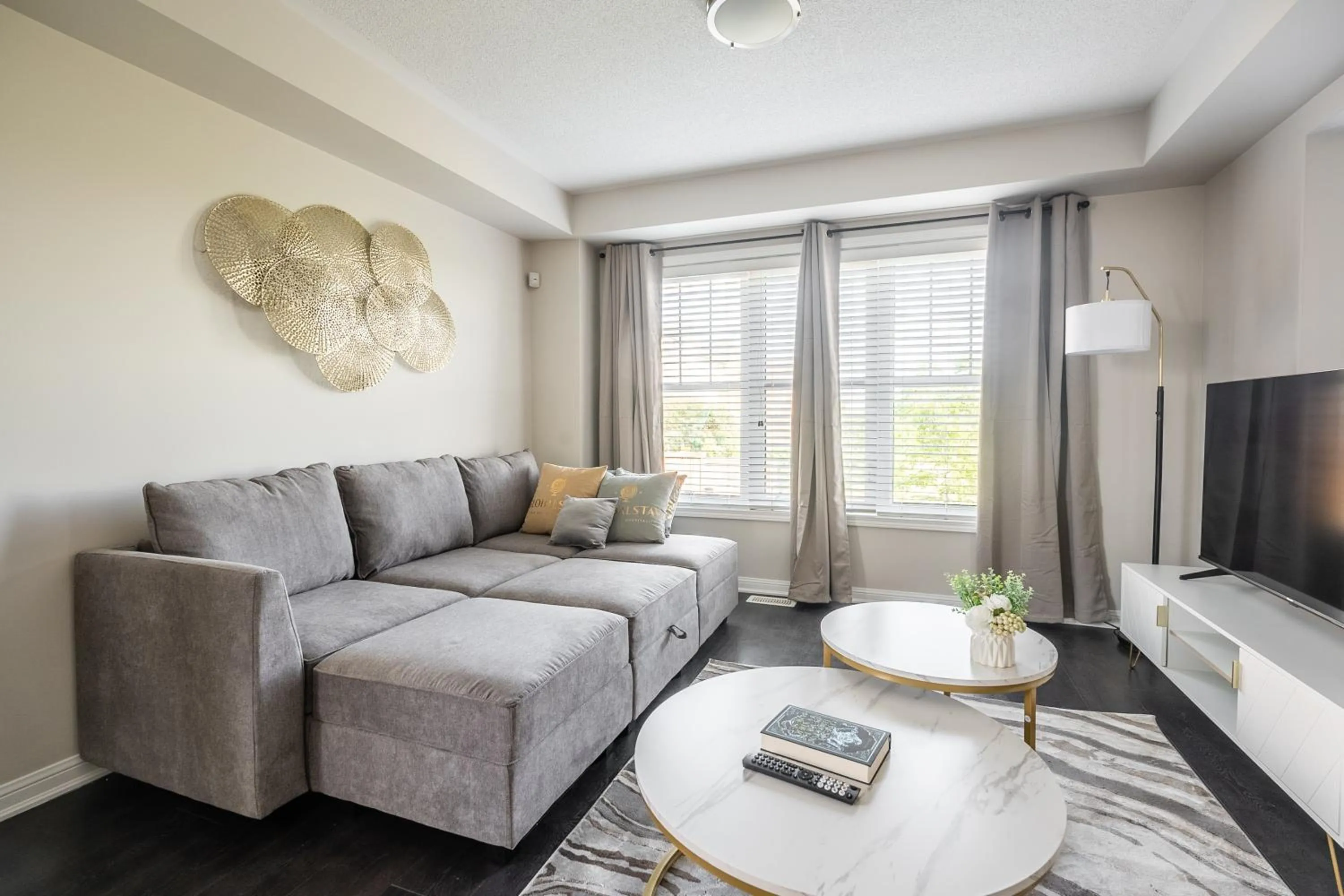 TV and multimedia in GlobalStay 3 Bedroom House with Parking Brampton