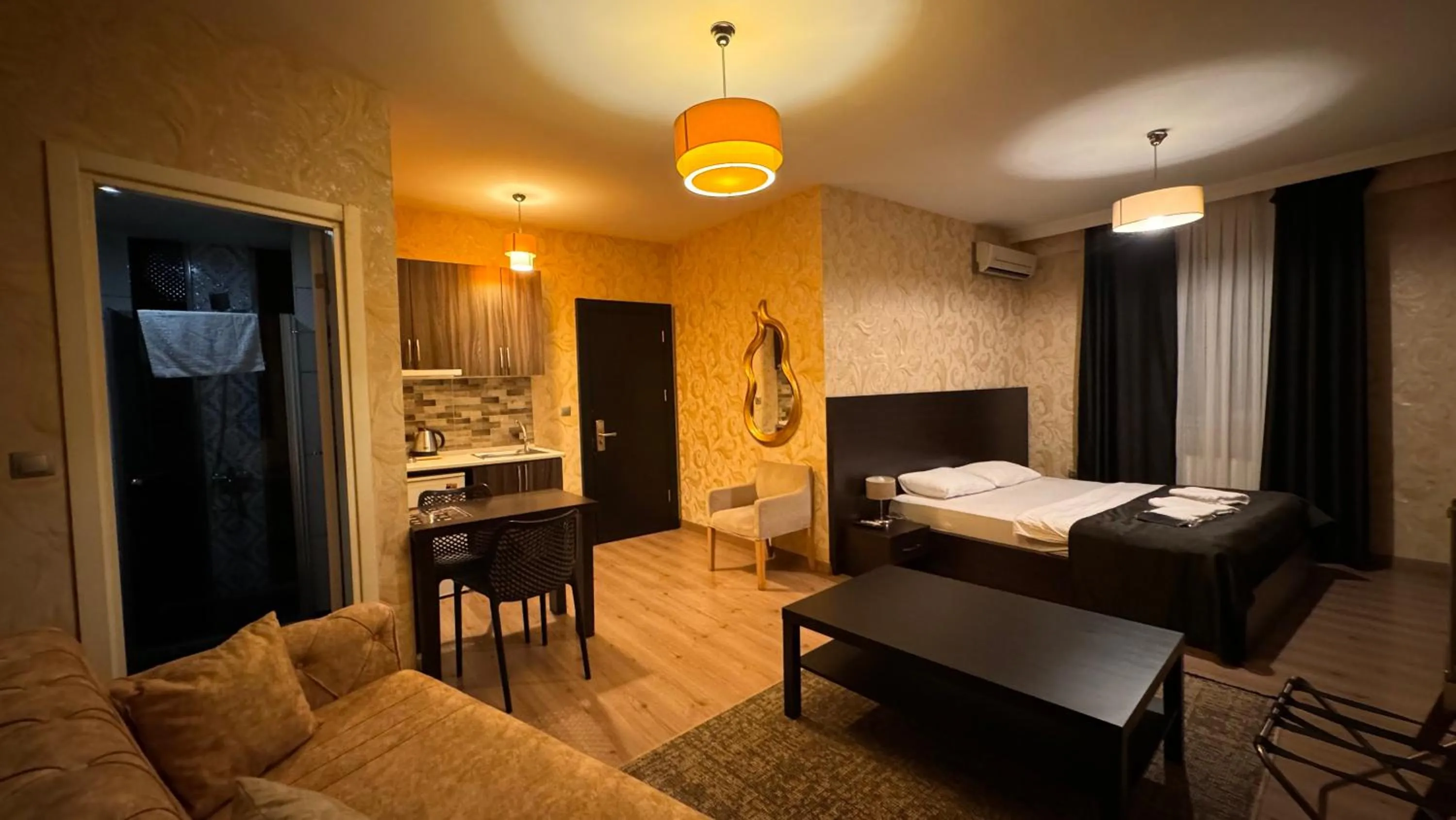 Bed in Bossuite Hotel Maltepe