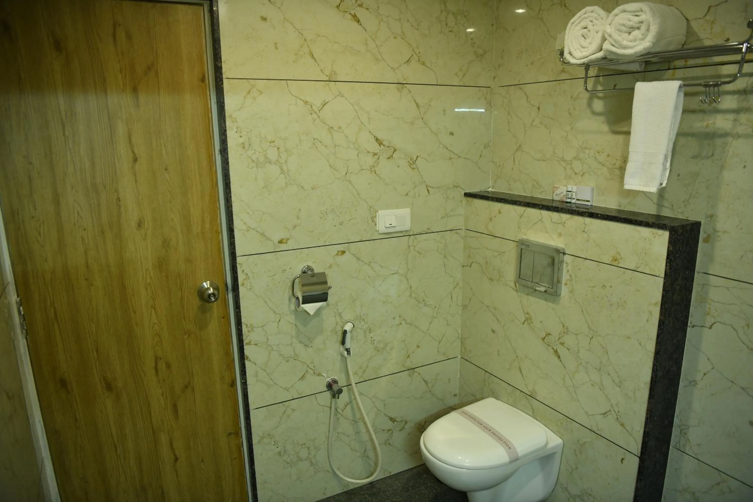 Shower in SIGNATURE INN