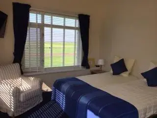 Double Room in The Waverly House Double Room in The Waverly House