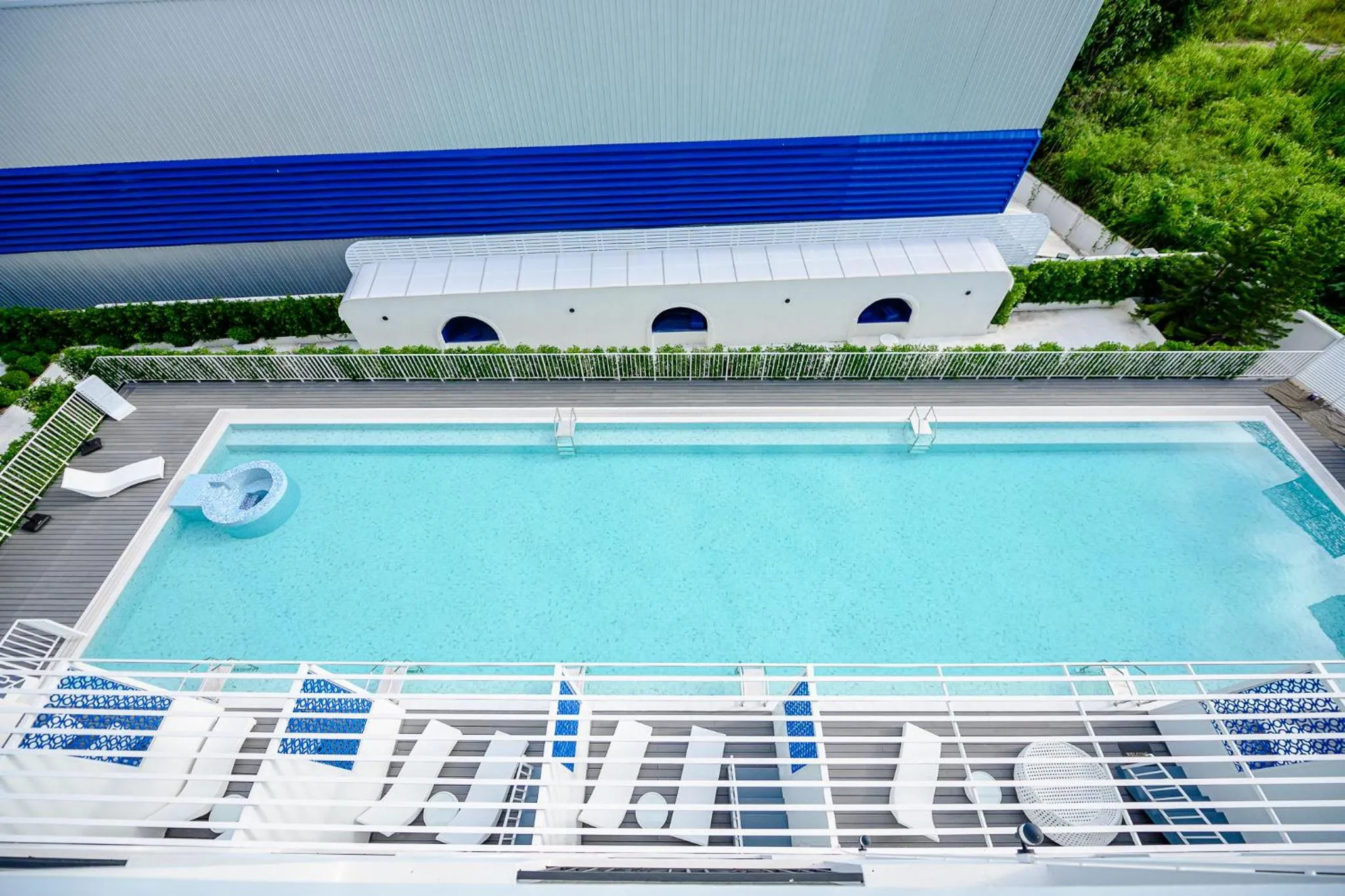 Balcony/Terrace in Marble Arch De Loei Hotel