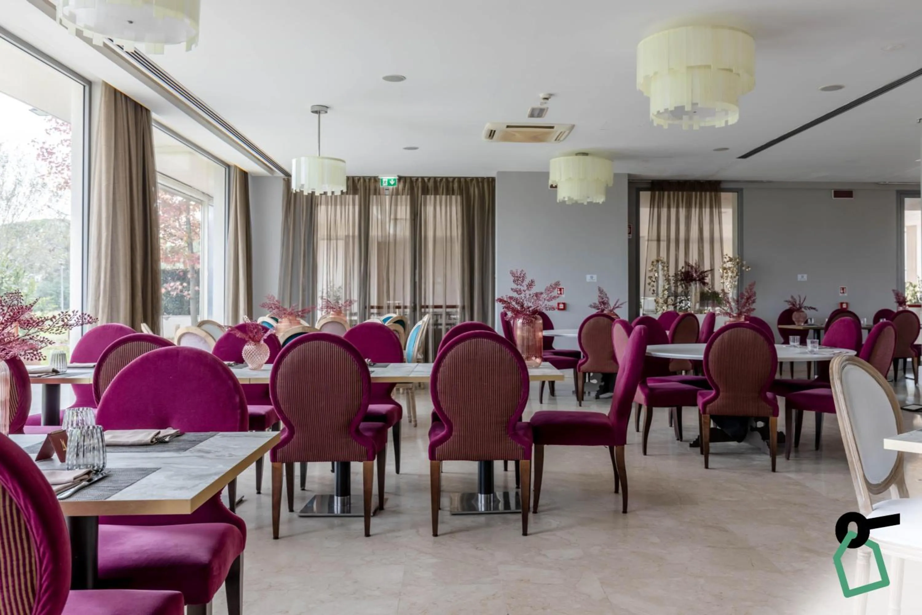 Restaurant/places to eat in HOTIDAY Room Collection - Pisa